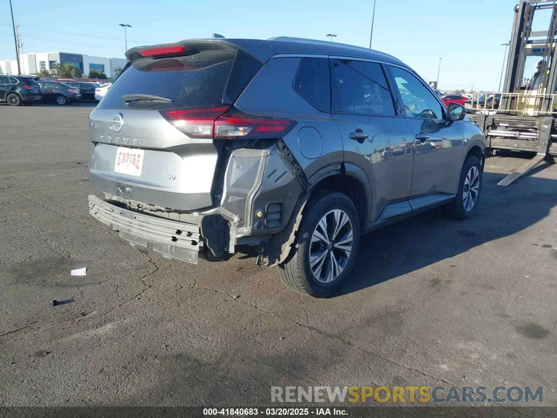 4 fotografías del automóvil dañado 5N1AT3BA5MC766020 NISSAN ROGUE 2021