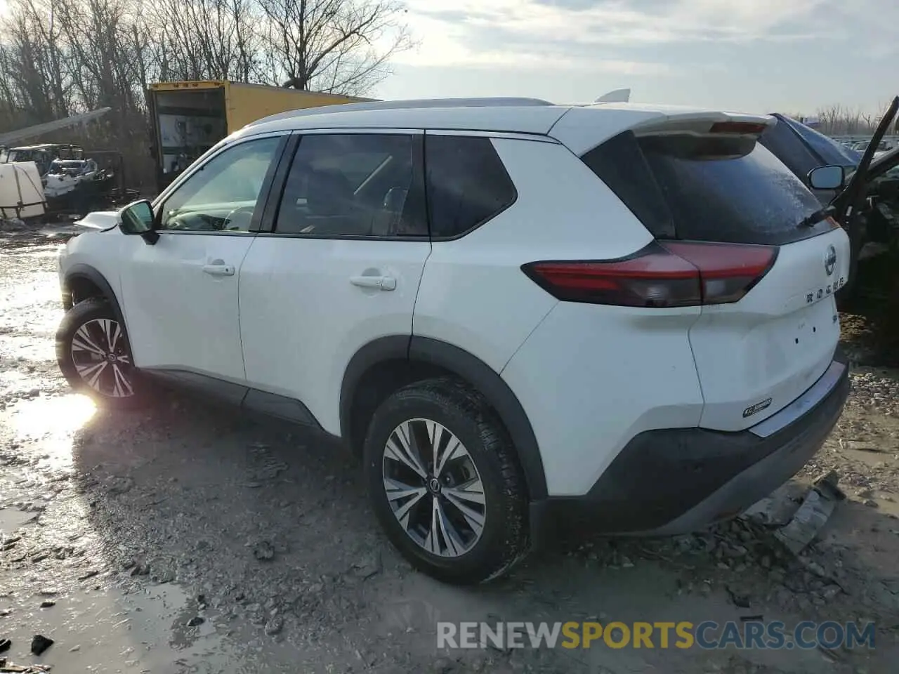 2 fotografías del automóvil dañado 5N1AT3BA6MC698701 NISSAN ROGUE 2021
