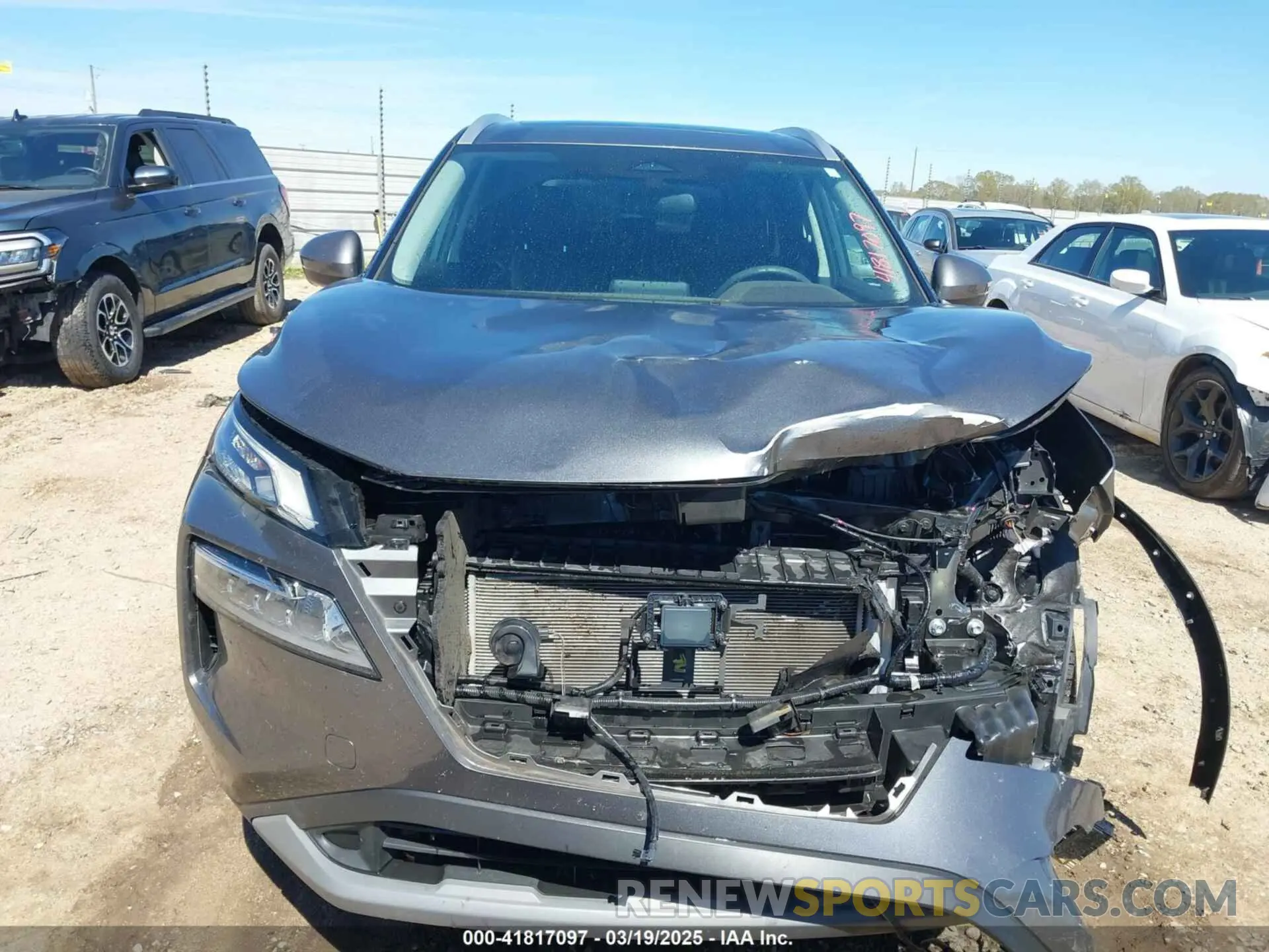12 fotografías del automóvil dañado 5N1AT3BA6MC797924 NISSAN ROGUE 2021