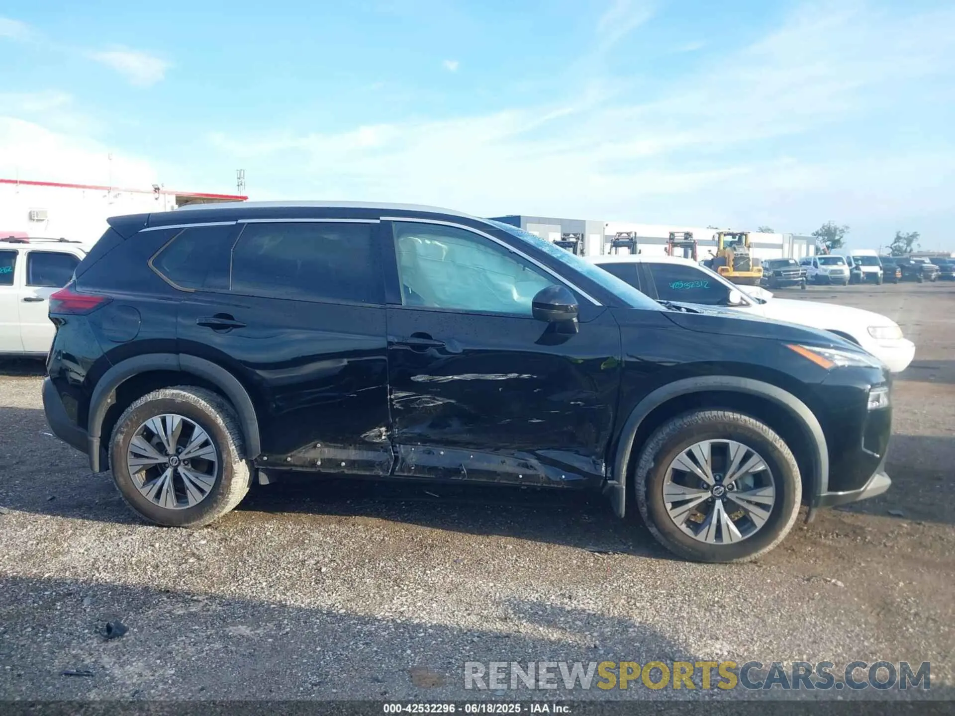 13 fotografías del automóvil dañado 5N1AT3BA7MC706935 NISSAN ROGUE 2021
