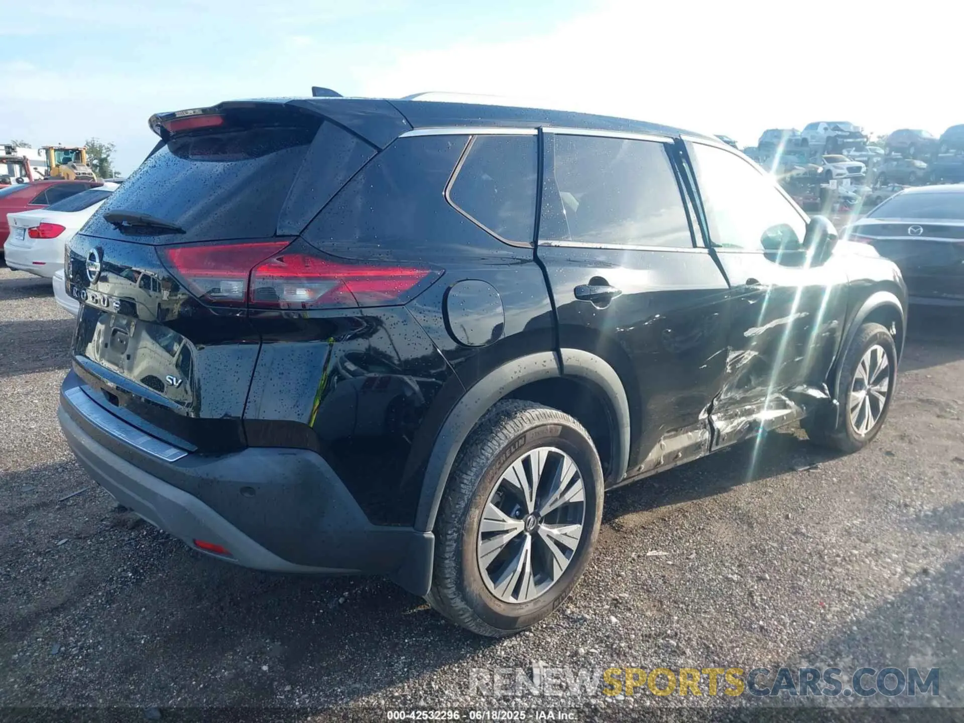 4 fotografías del automóvil dañado 5N1AT3BA7MC706935 NISSAN ROGUE 2021