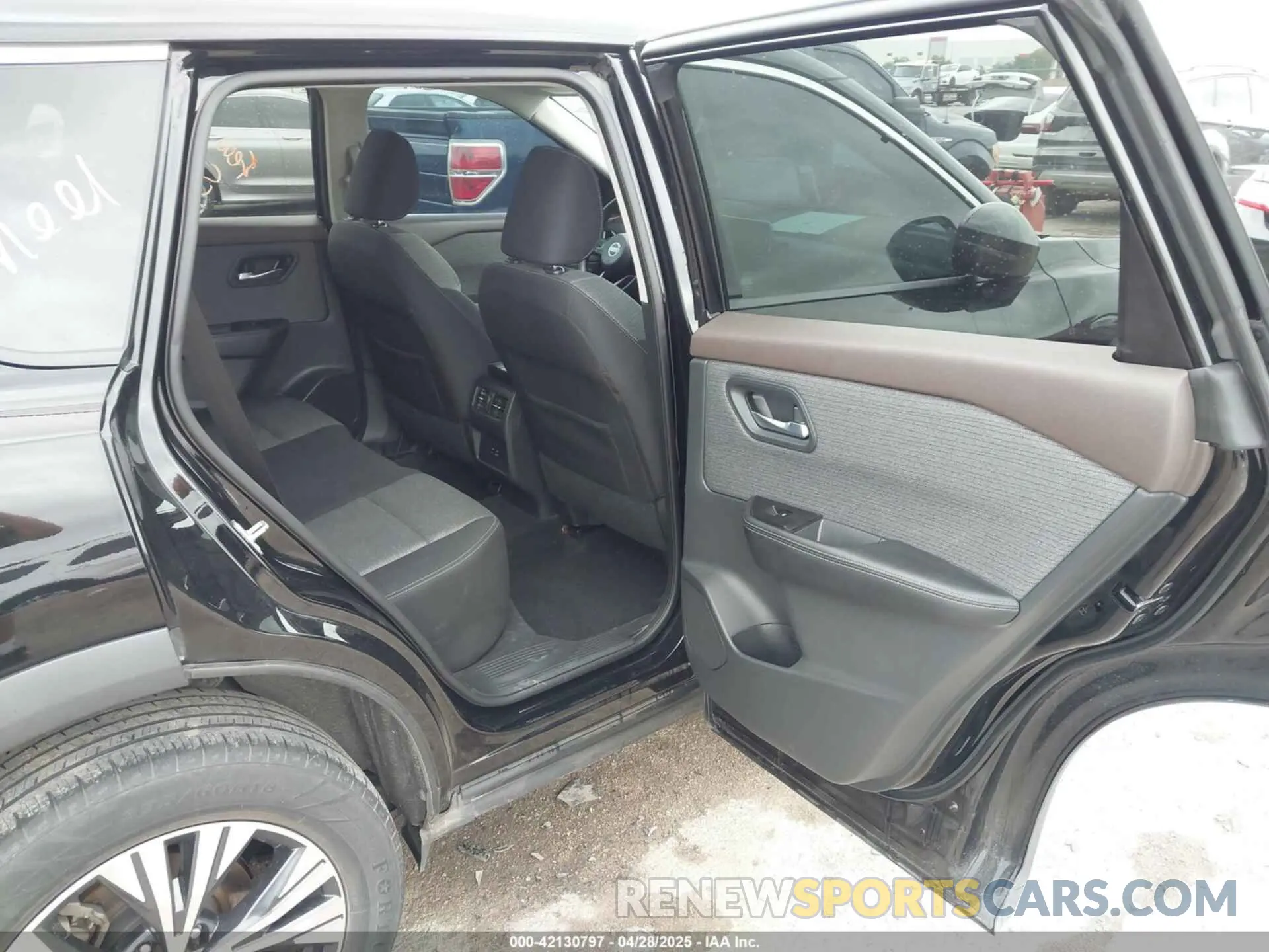 8 fotografías del automóvil dañado 5N1AT3BAXMC780382 NISSAN ROGUE 2021