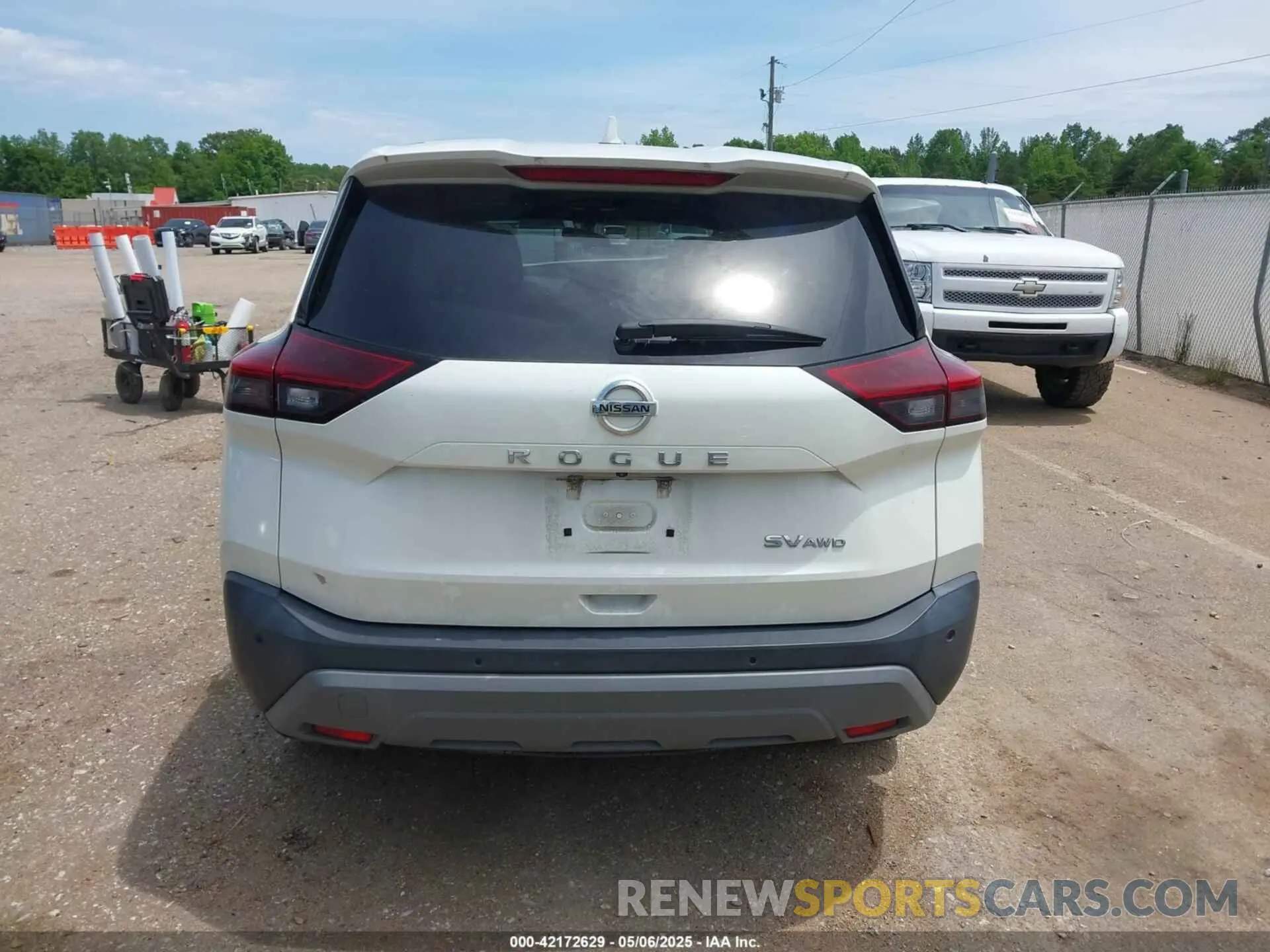 17 fotografías del automóvil dañado 5N1AT3BB7MC725557 NISSAN ROGUE 2021
