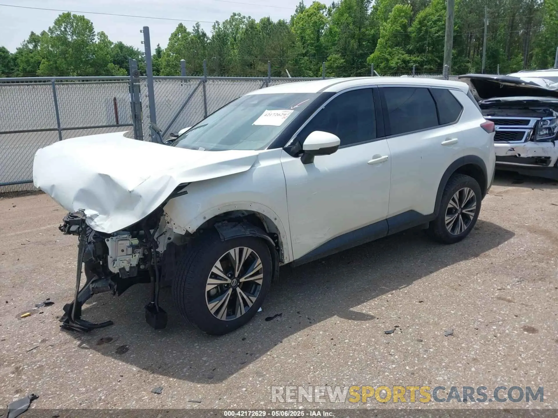 2 fotografías del automóvil dañado 5N1AT3BB7MC725557 NISSAN ROGUE 2021
