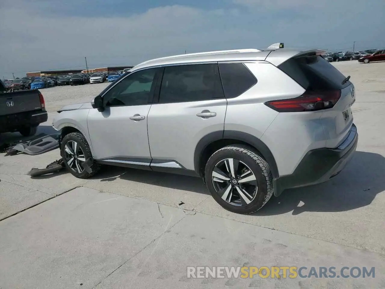 2 fotografías del automóvil dañado 5N1AT3CA1MC802428 NISSAN ROGUE 2021