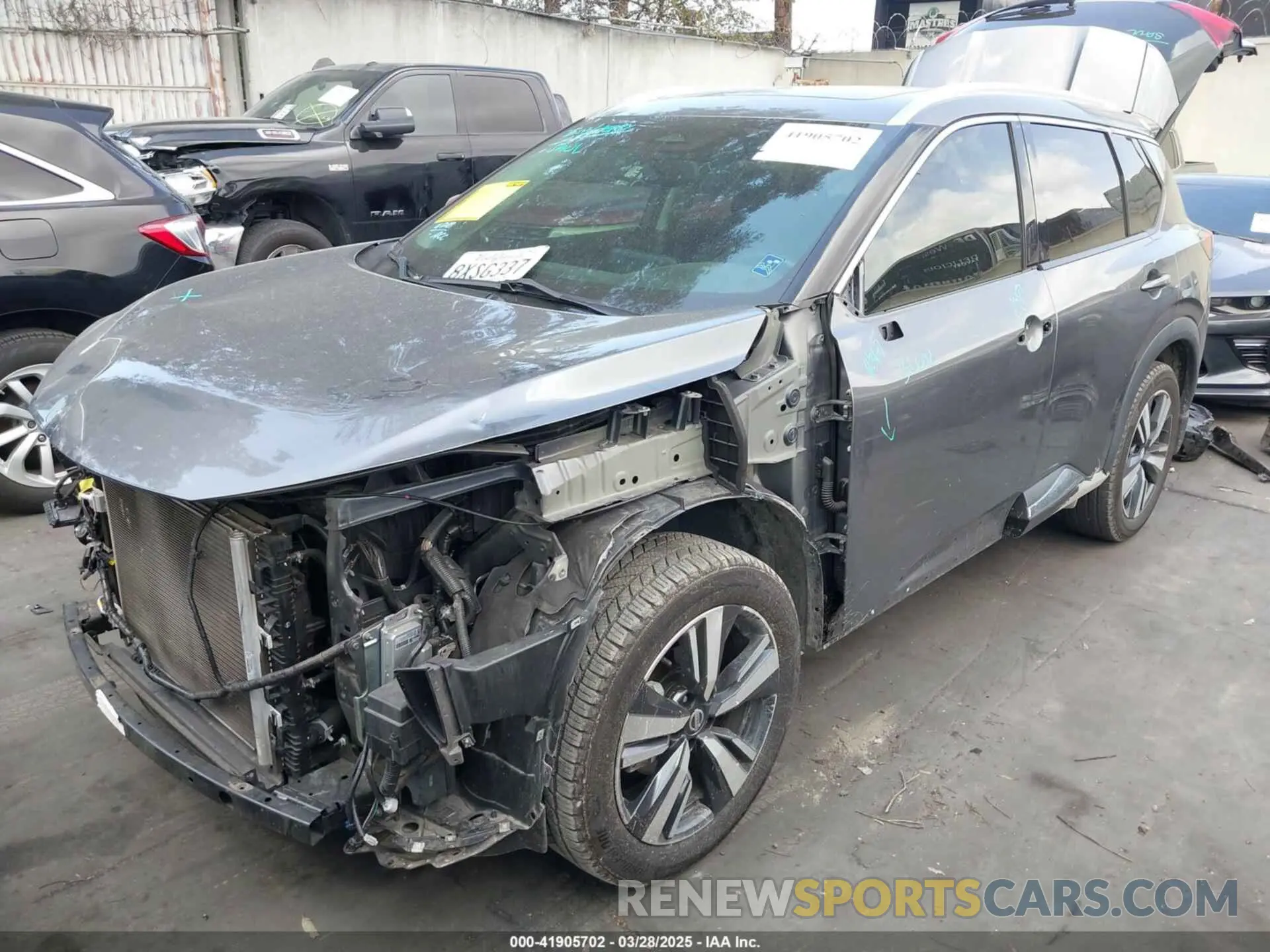 2 fotografías del automóvil dañado 5N1AT3CA4MC801175 NISSAN ROGUE 2021