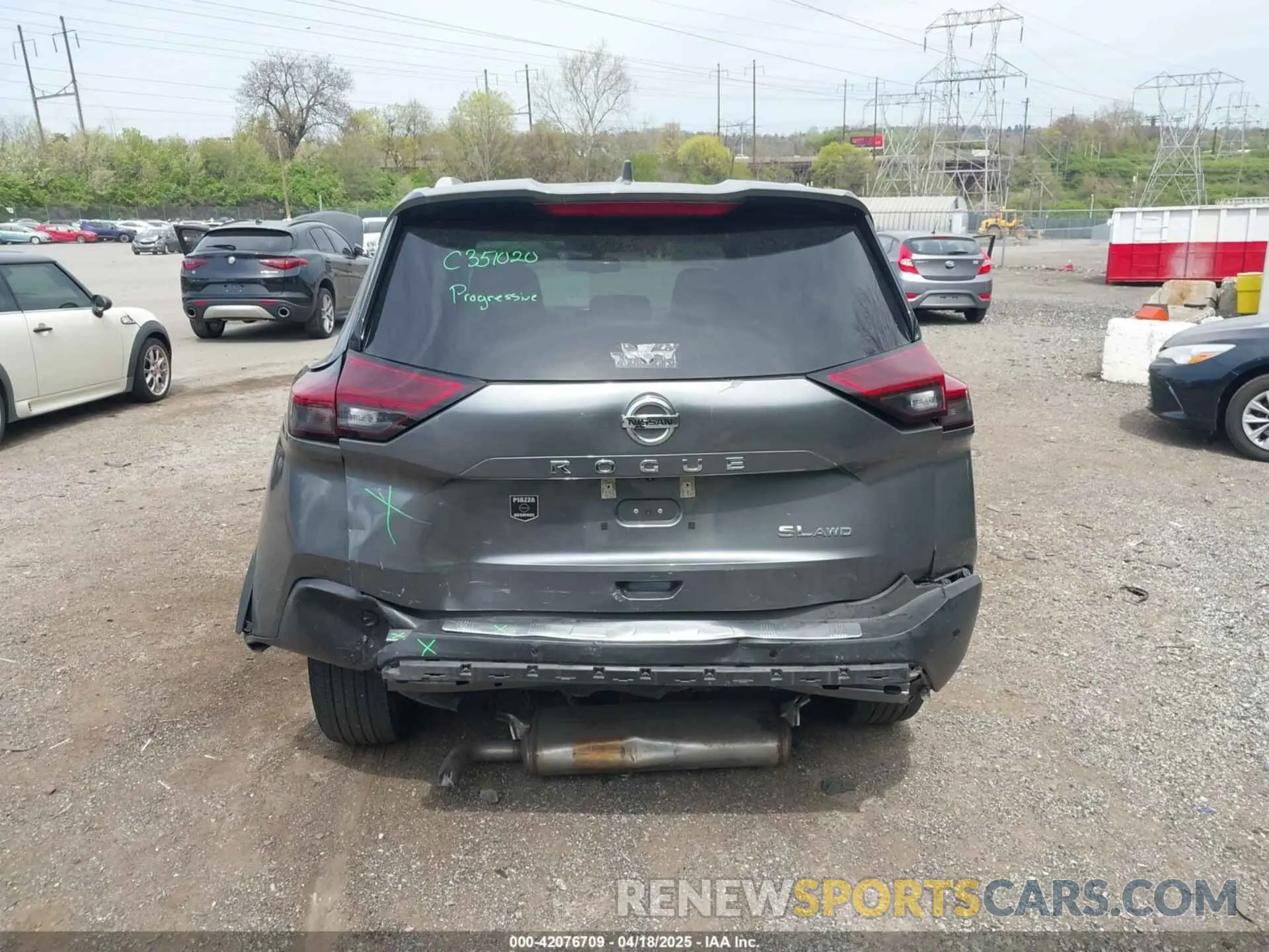 16 fotografías del automóvil dañado 5N1AT3CB1MC702788 NISSAN ROGUE 2021