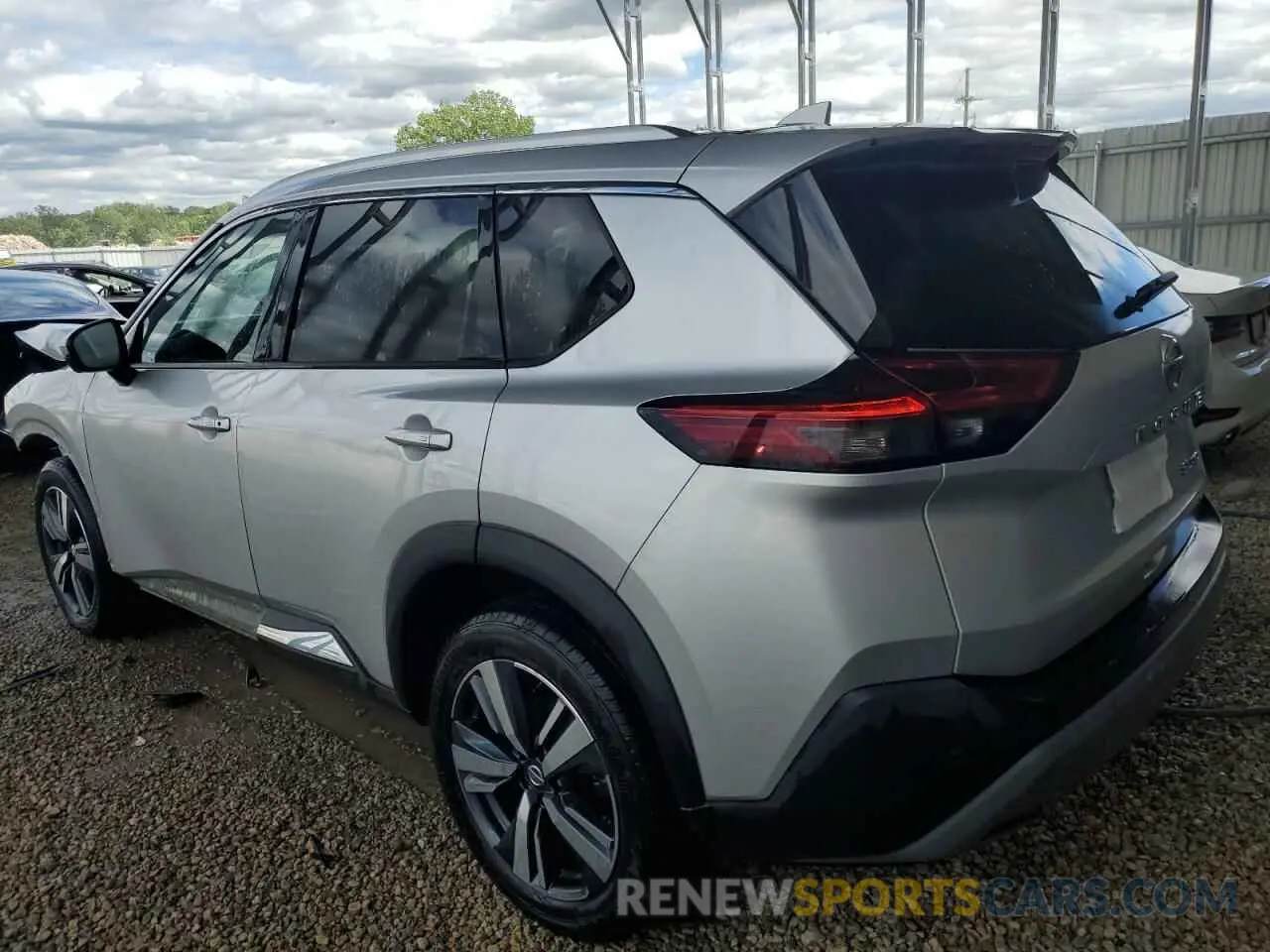 2 fotografías del automóvil dañado 5N1AT3CB5MC807897 NISSAN ROGUE 2021