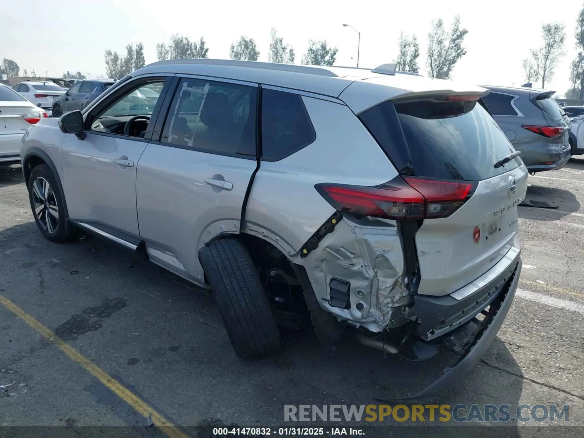 3 fotografías del automóvil dañado 5N1AT3CBXMC818572 NISSAN ROGUE 2021