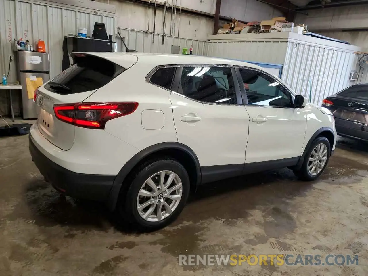3 fotografías del automóvil dañado JN1BJ1AV1MW317023 NISSAN ROGUE 2021