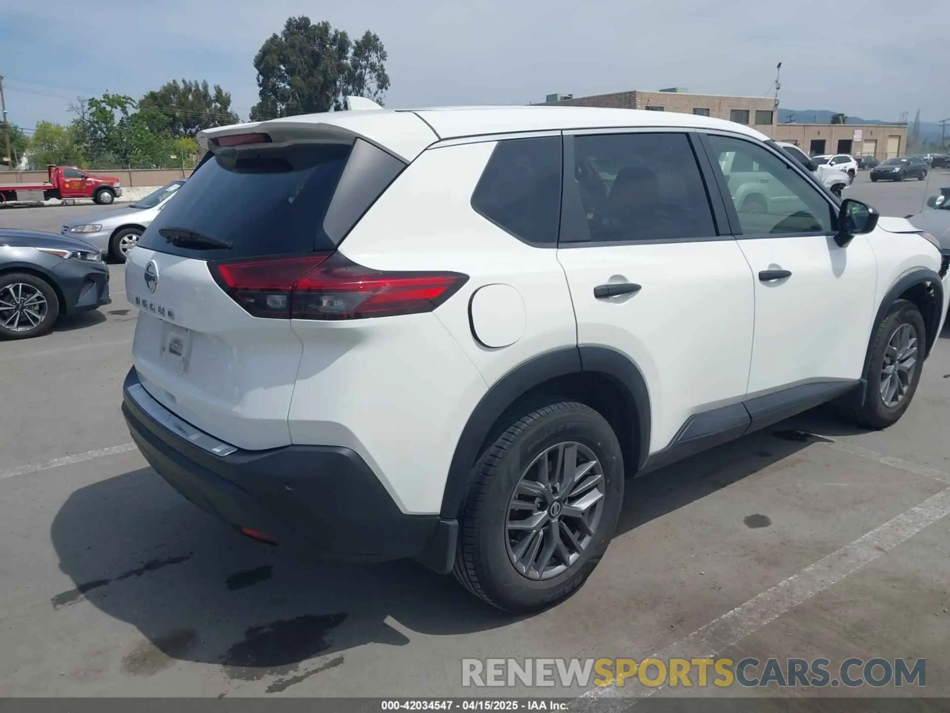 4 fotografías del automóvil dañado JN8AT3AA0MW011687 NISSAN ROGUE 2021
