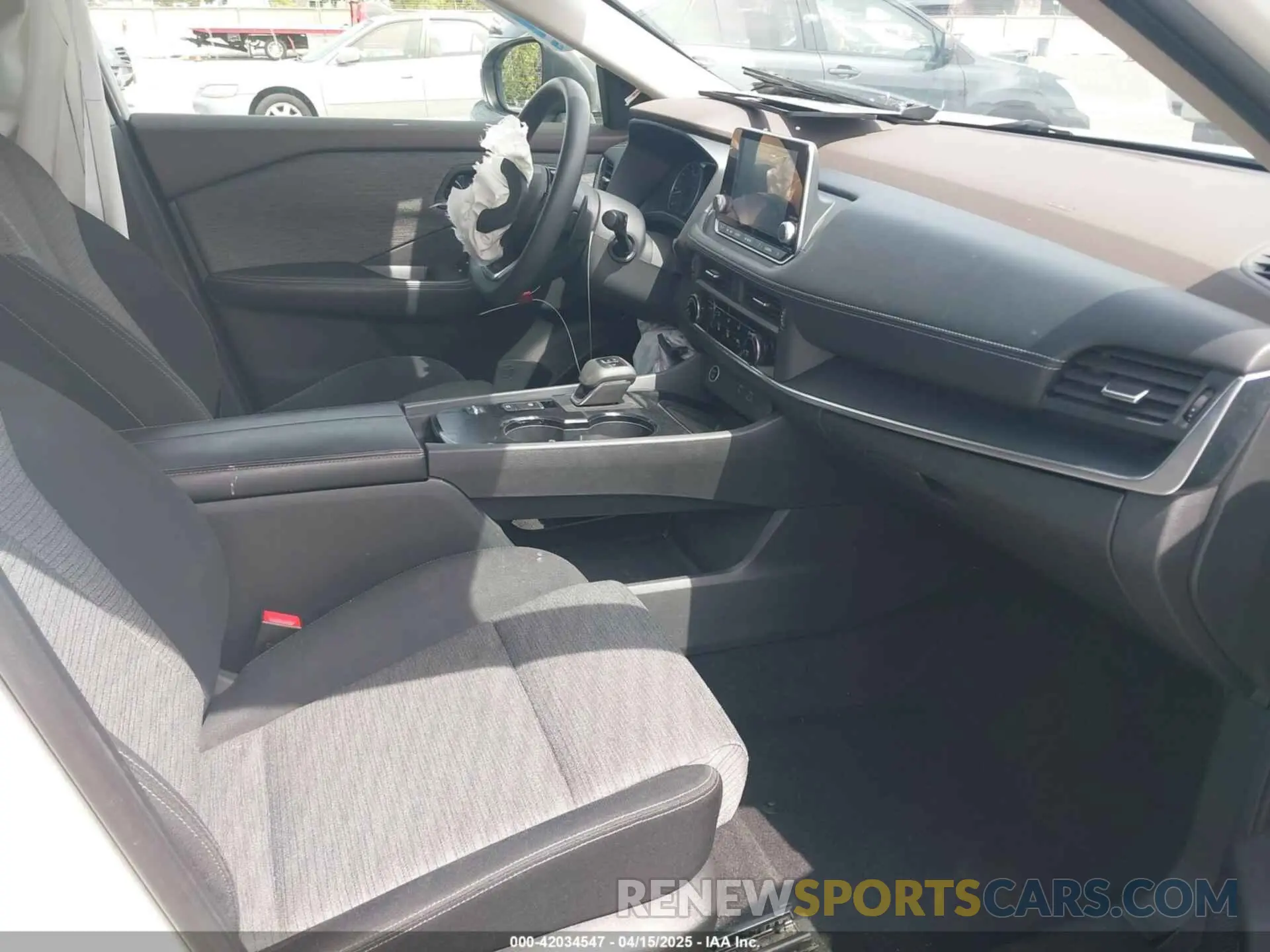 5 fotografías del automóvil dañado JN8AT3AA0MW011687 NISSAN ROGUE 2021