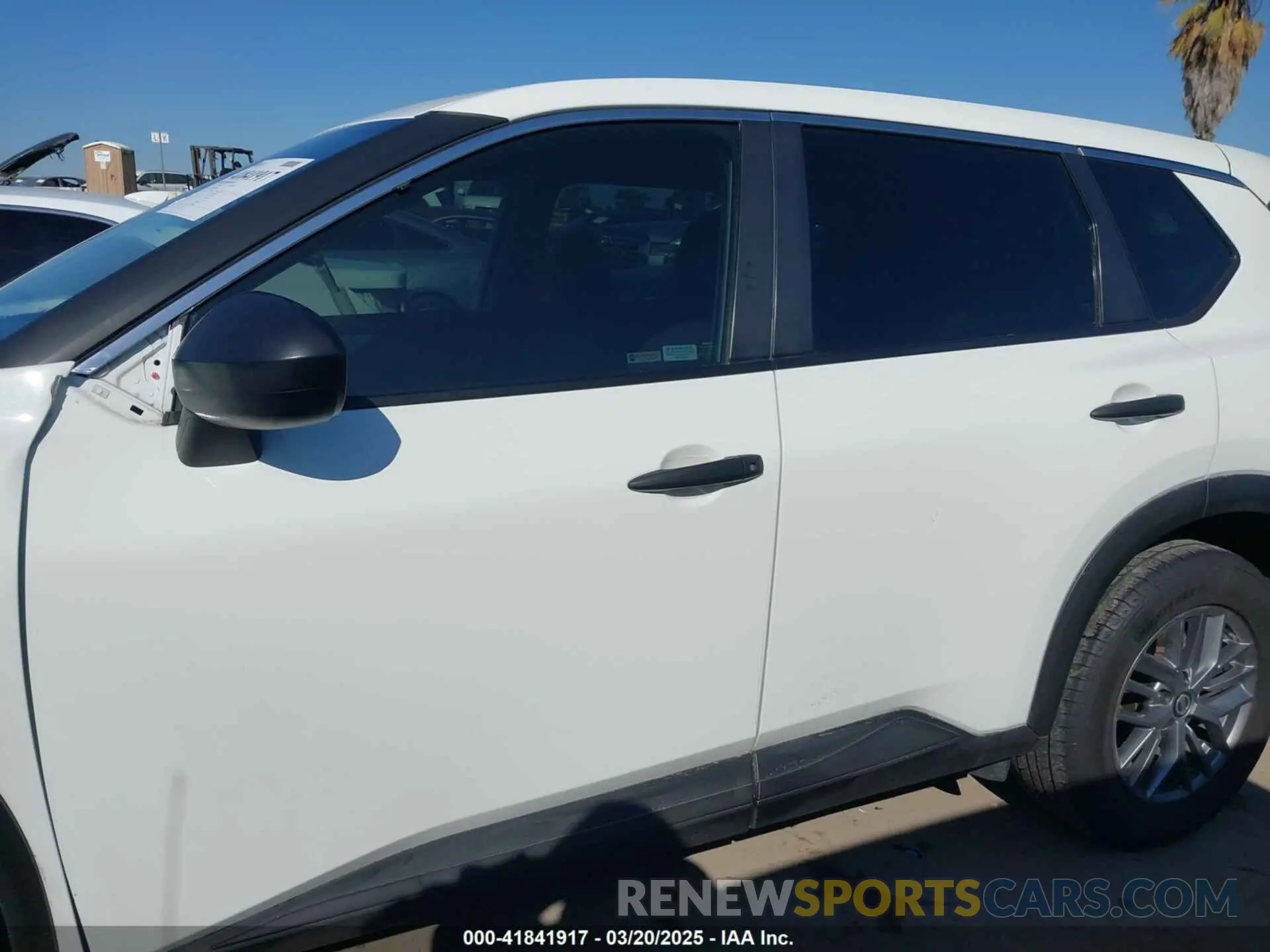 14 fotografías del automóvil dañado JN8AT3AA8MW006088 NISSAN ROGUE 2021