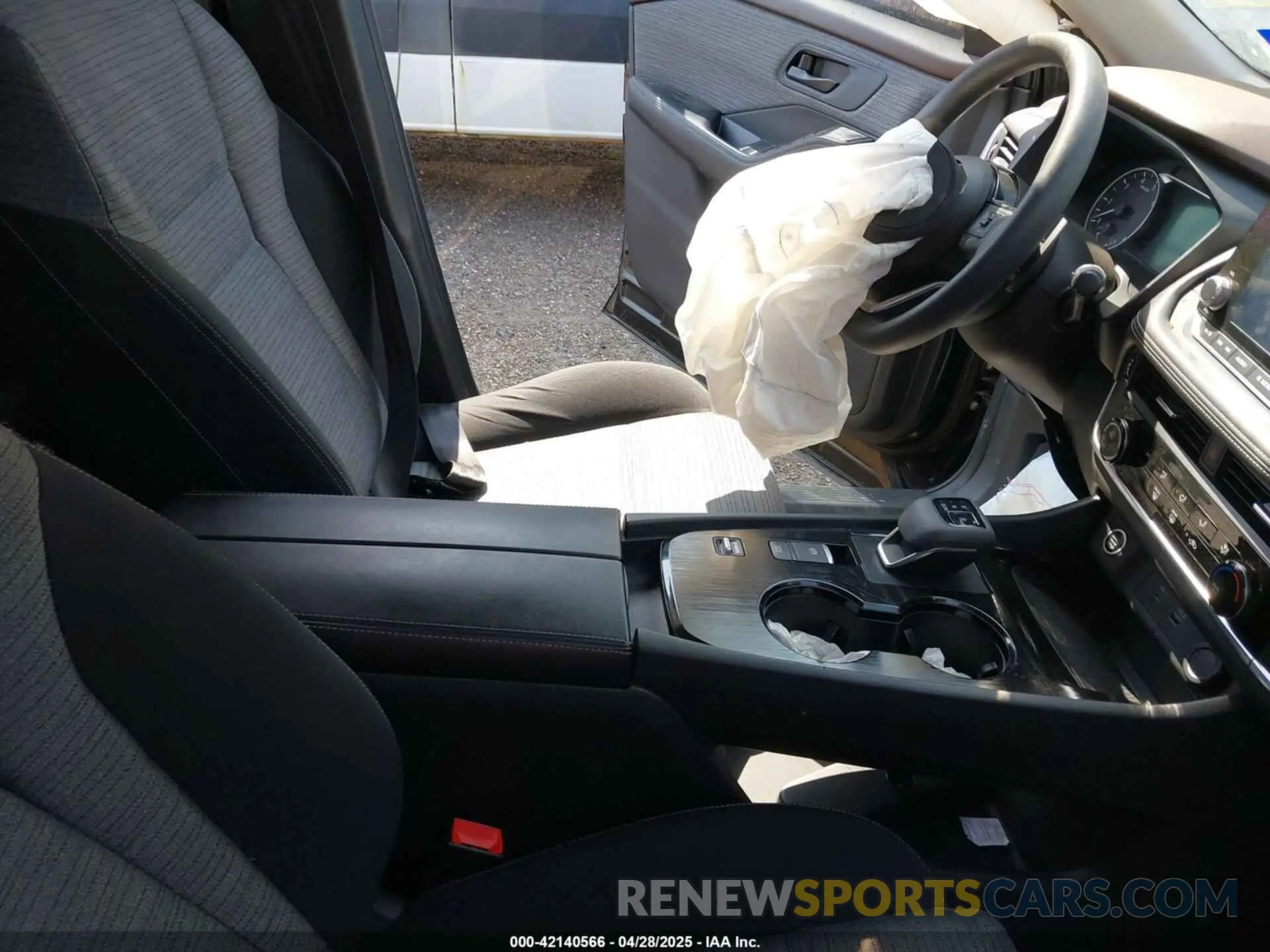 12 fotografías del automóvil dañado JN8AT3AA9MW013907 NISSAN ROGUE 2021