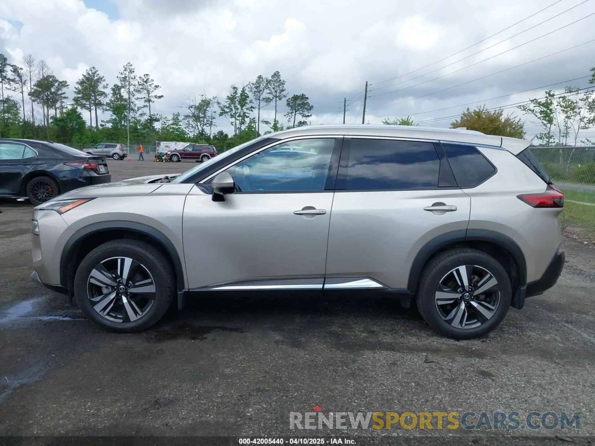 14 fotografías del automóvil dañado JN8AT3CA6MW027633 NISSAN ROGUE 2021