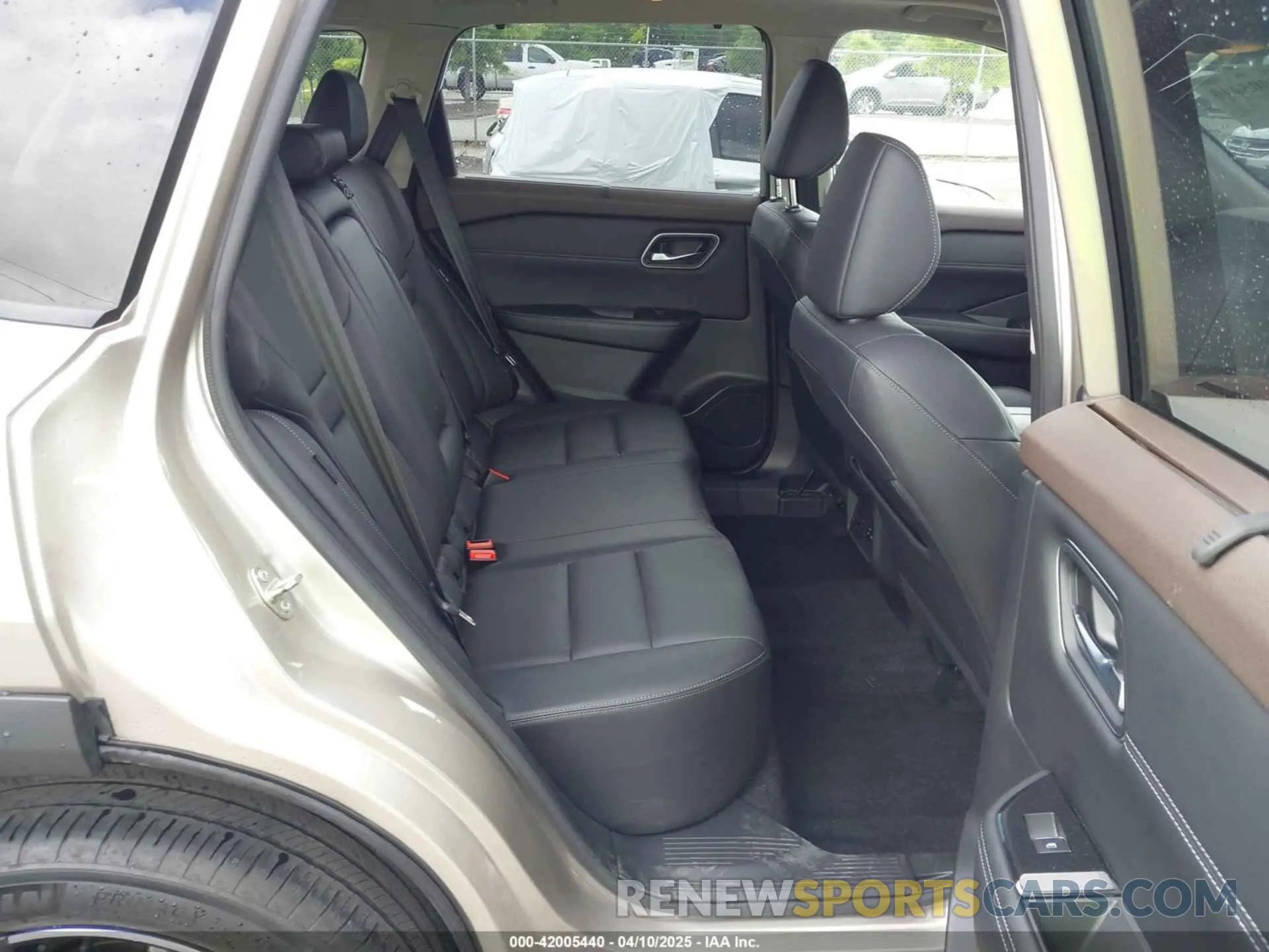 8 fotografías del automóvil dañado JN8AT3CA6MW027633 NISSAN ROGUE 2021