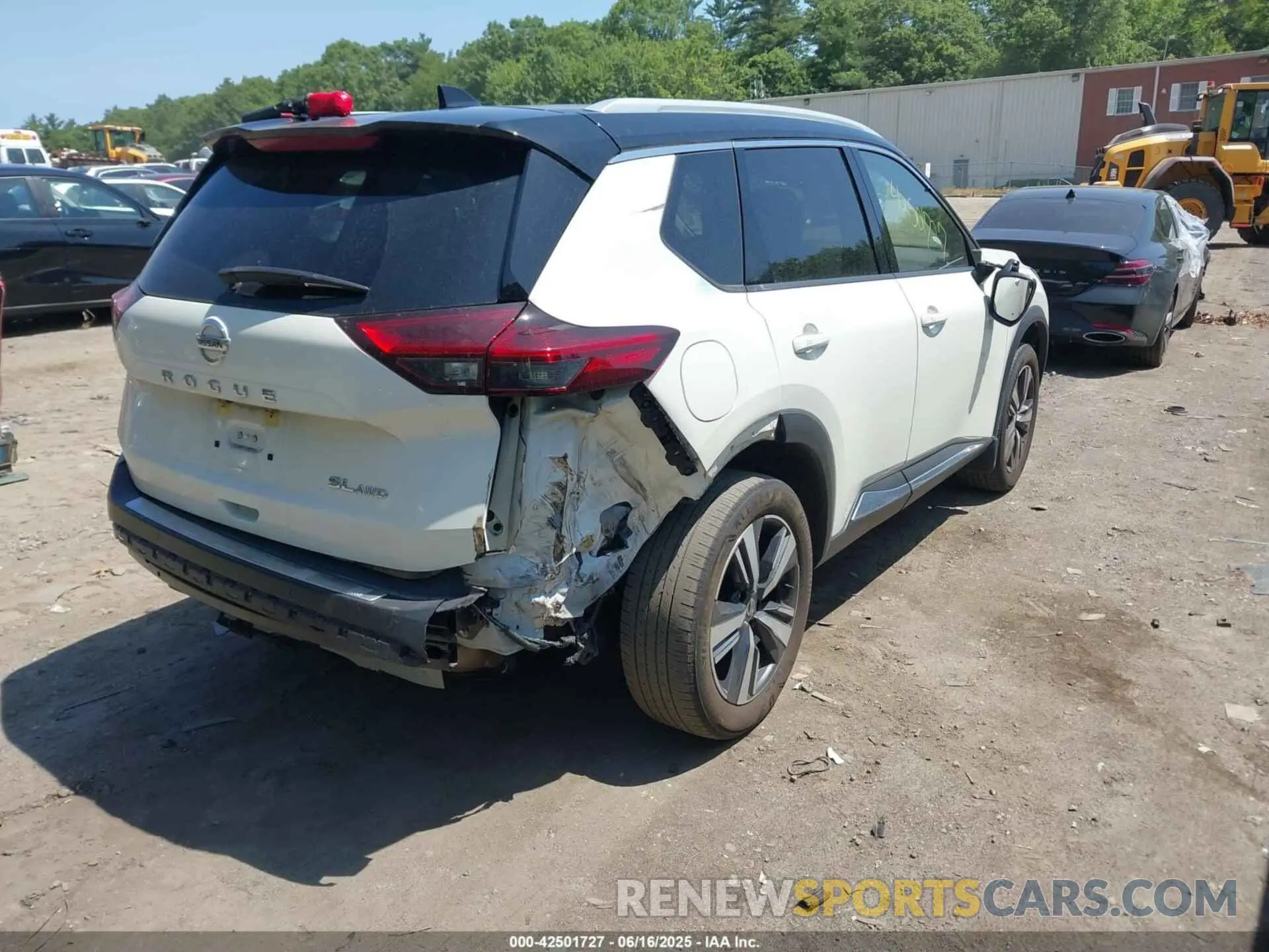4 fotografías del automóvil dañado JN8AT3CB4MW201885 NISSAN ROGUE 2021