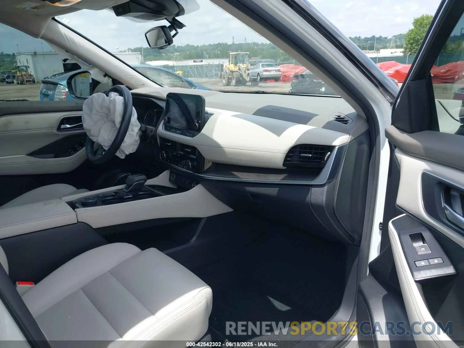 5 fotografías del automóvil dañado JN8AT3CB8MW214588 NISSAN ROGUE 2021