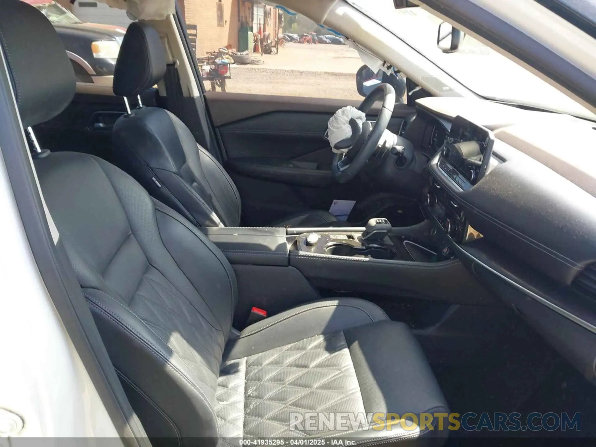 5 fotografías del automóvil dañado JN8AT3DC8MW106611 NISSAN ROGUE 2021