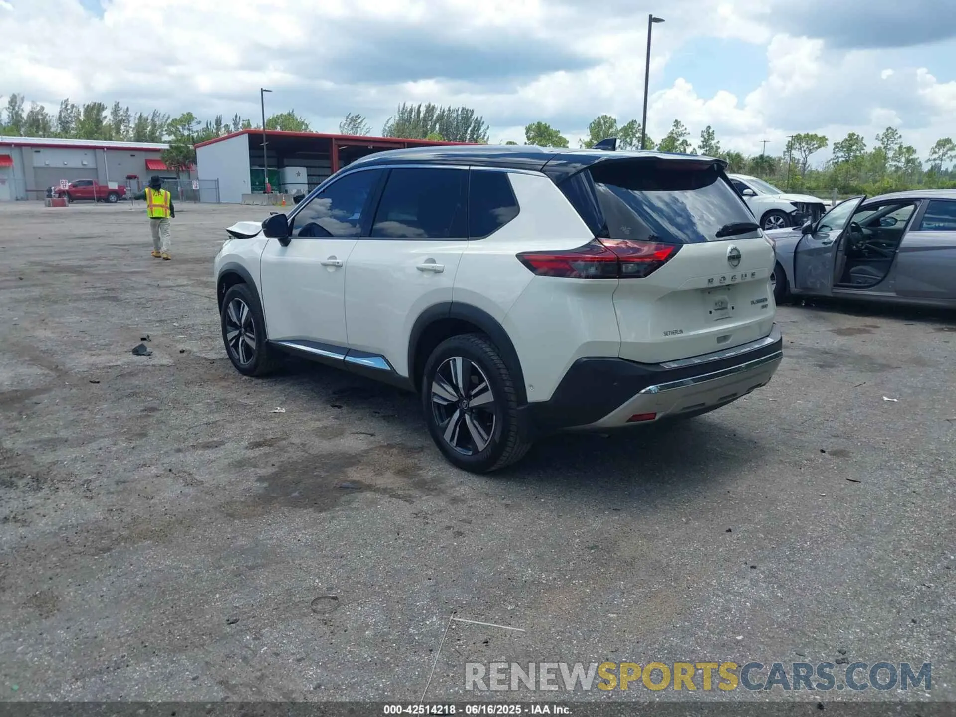 3 fotografías del automóvil dañado JN8AT3DD5MW321758 NISSAN ROGUE 2021