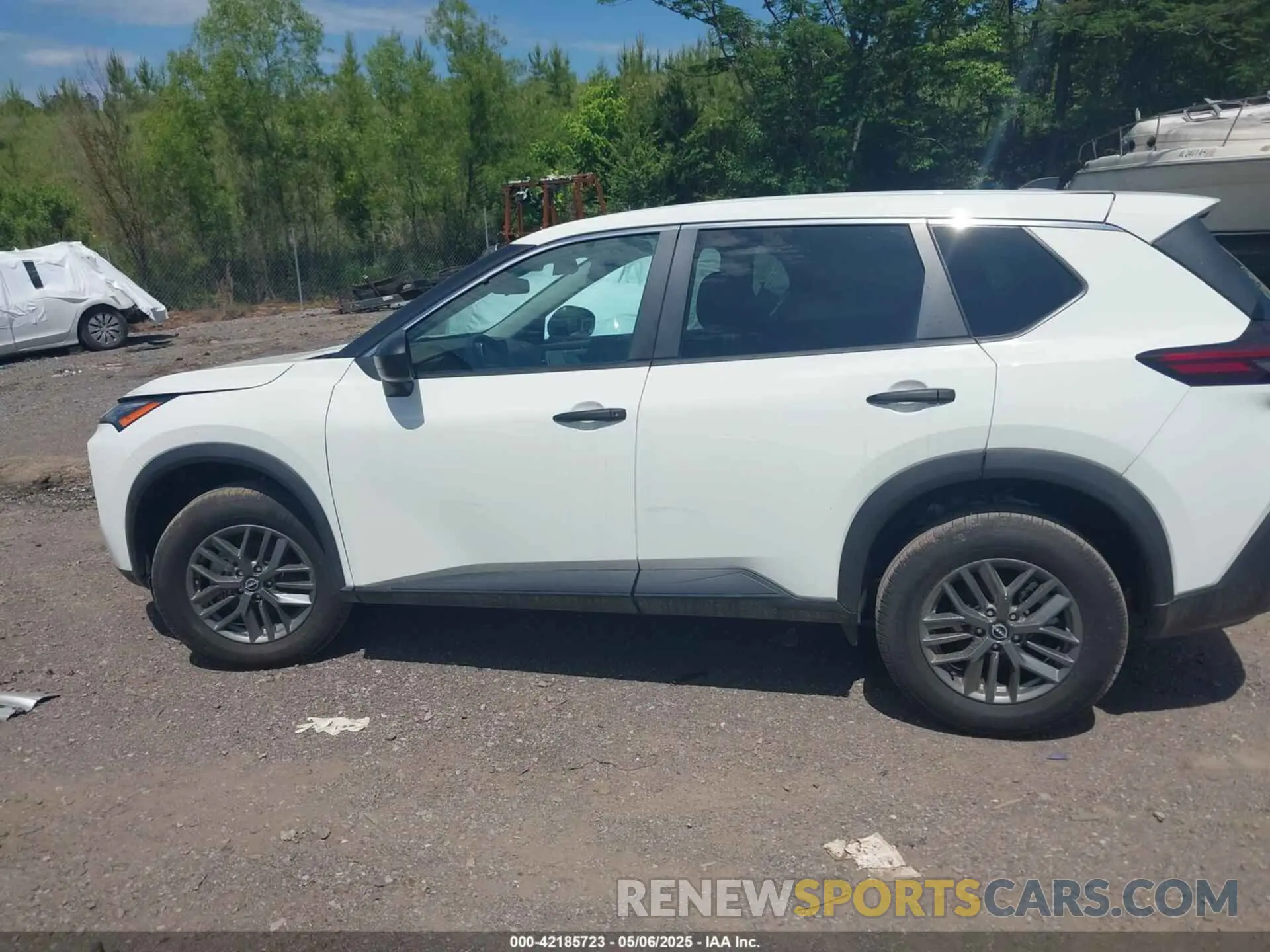 14 fotografías del automóvil dañado 5N1BT3AA7NC706554 NISSAN ROGUE 2022