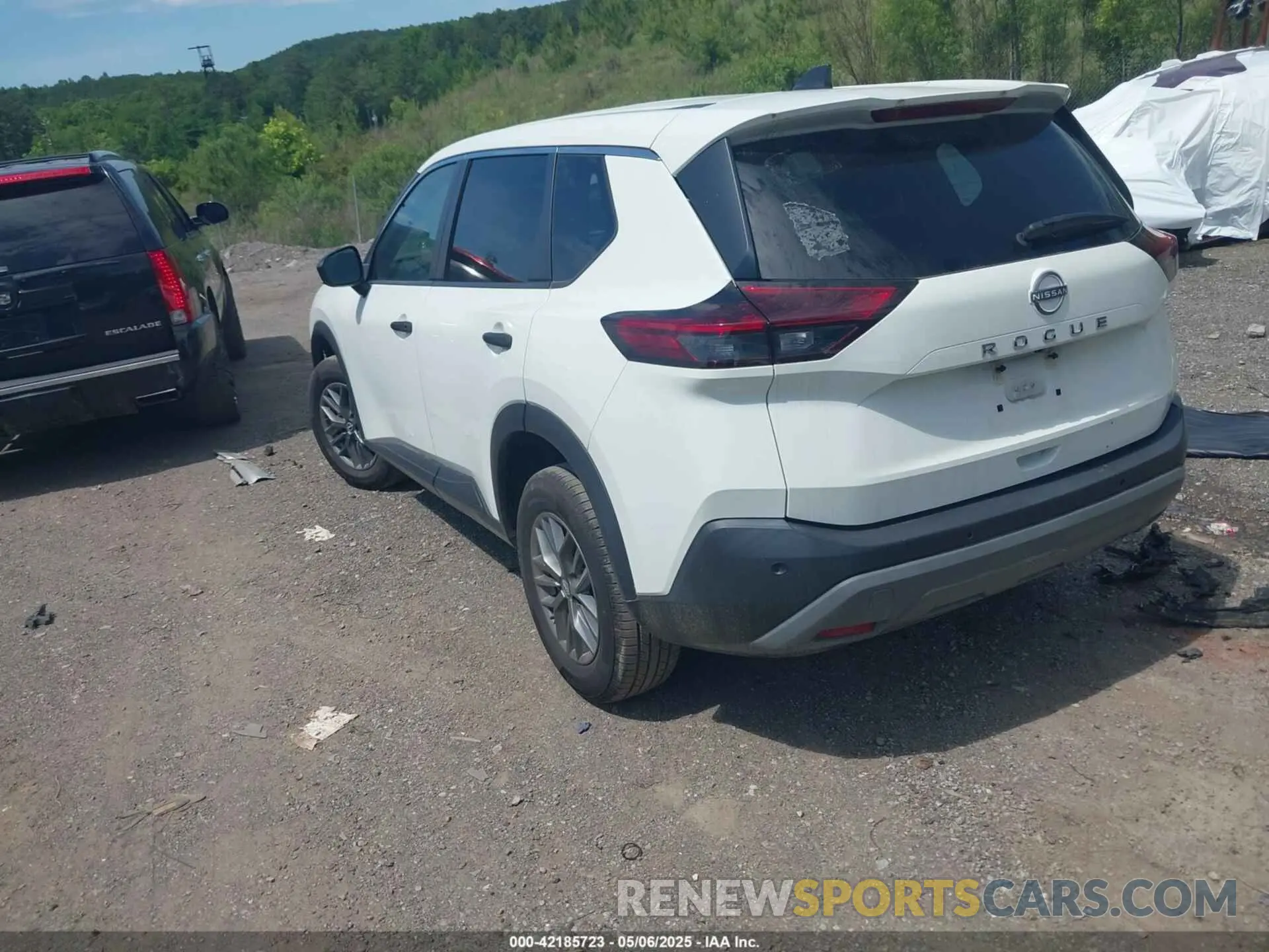 3 fotografías del automóvil dañado 5N1BT3AA7NC706554 NISSAN ROGUE 2022