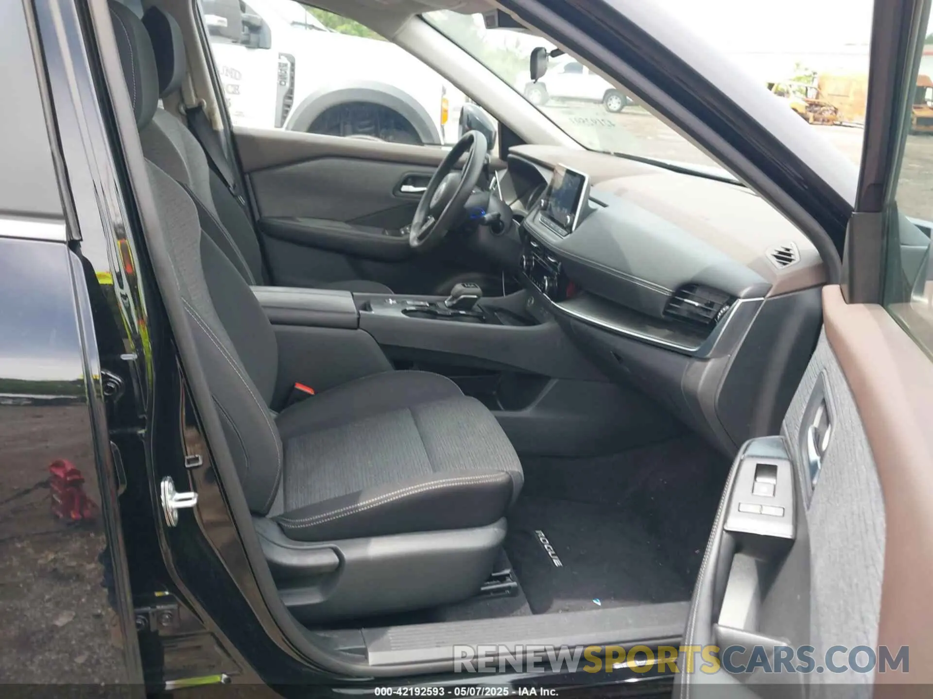 5 fotografías del automóvil dañado 5N1BT3BA0NC727566 NISSAN ROGUE 2022