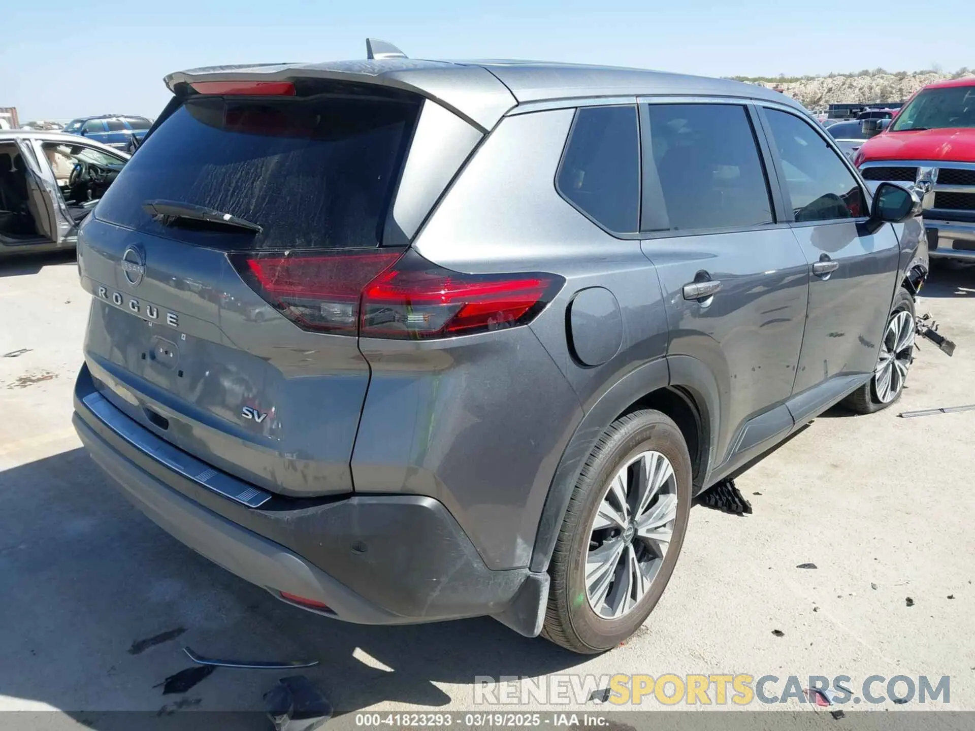 4 fotografías del automóvil dañado 5N1BT3BA4NC717459 NISSAN ROGUE 2022