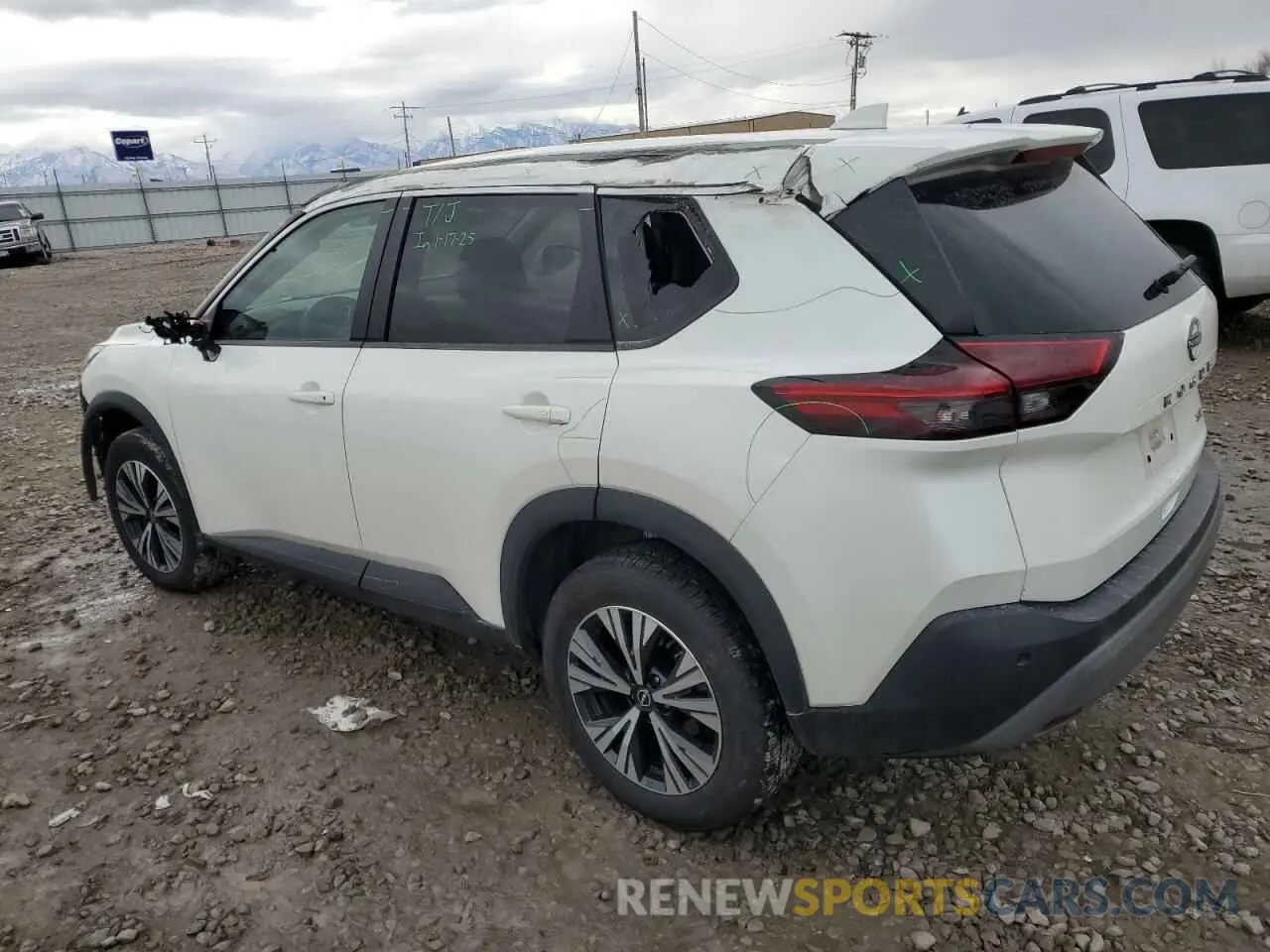 2 fotografías del automóvil dañado 5N1BT3BA6NC719567 NISSAN ROGUE 2022