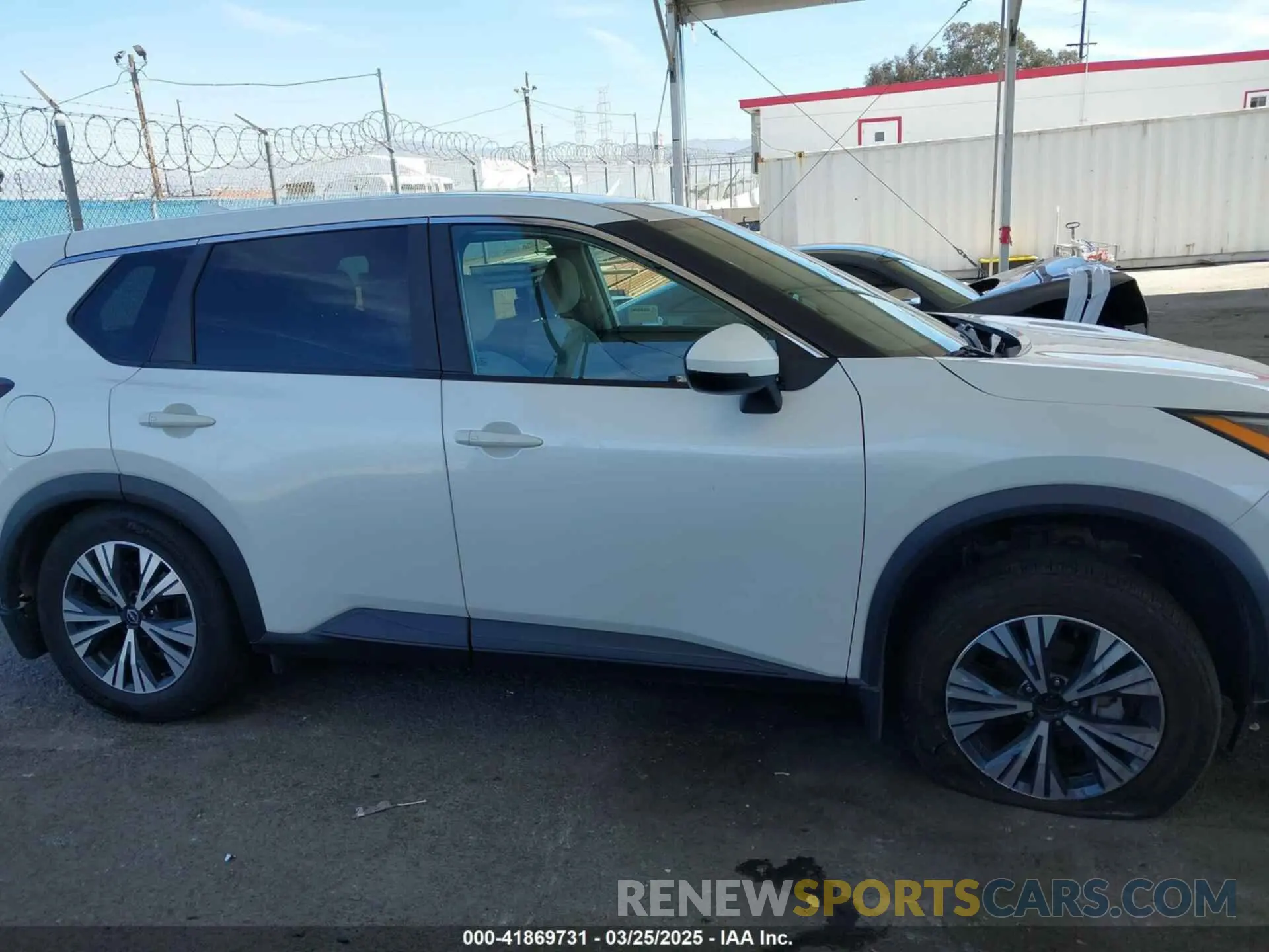 13 fotografías del automóvil dañado 5N1BT3BA9NC729669 NISSAN ROGUE 2022