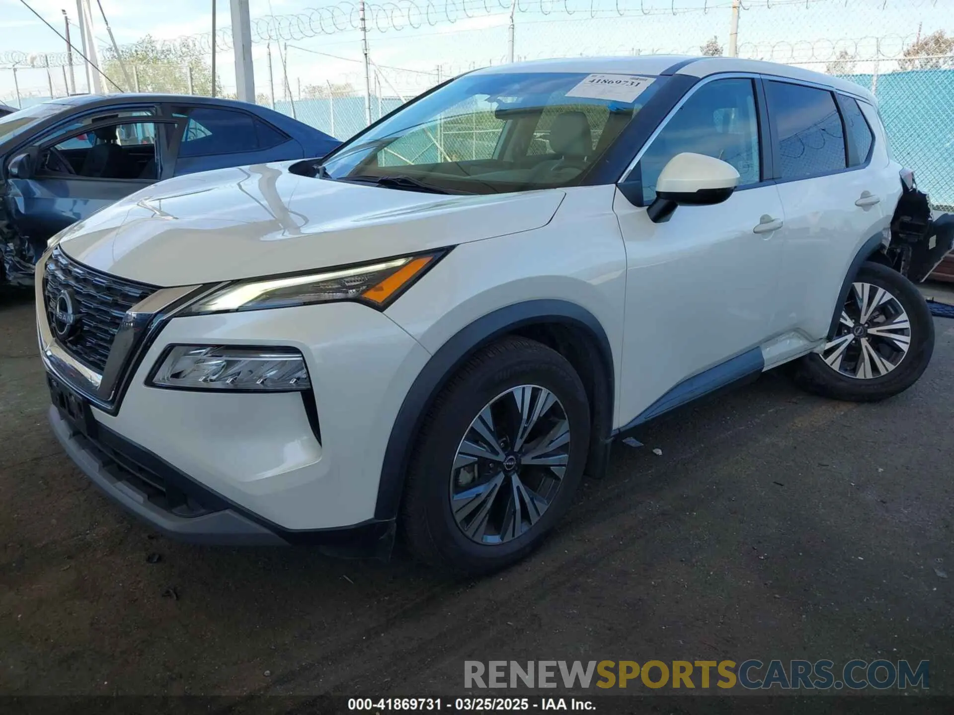 2 fotografías del automóvil dañado 5N1BT3BA9NC729669 NISSAN ROGUE 2022
