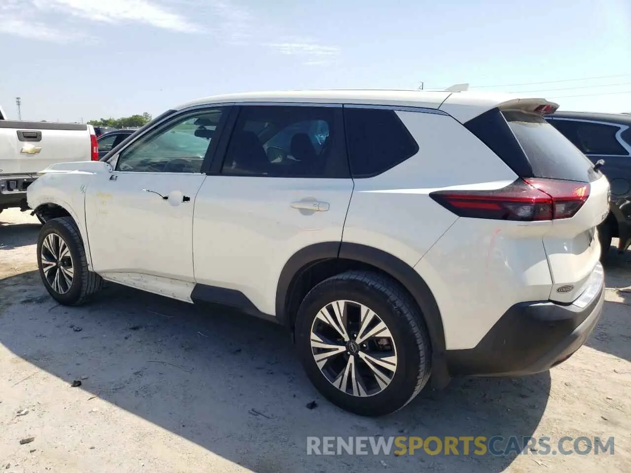 2 fotografías del automóvil dañado 5N1BT3BAXNC689456 NISSAN ROGUE 2022