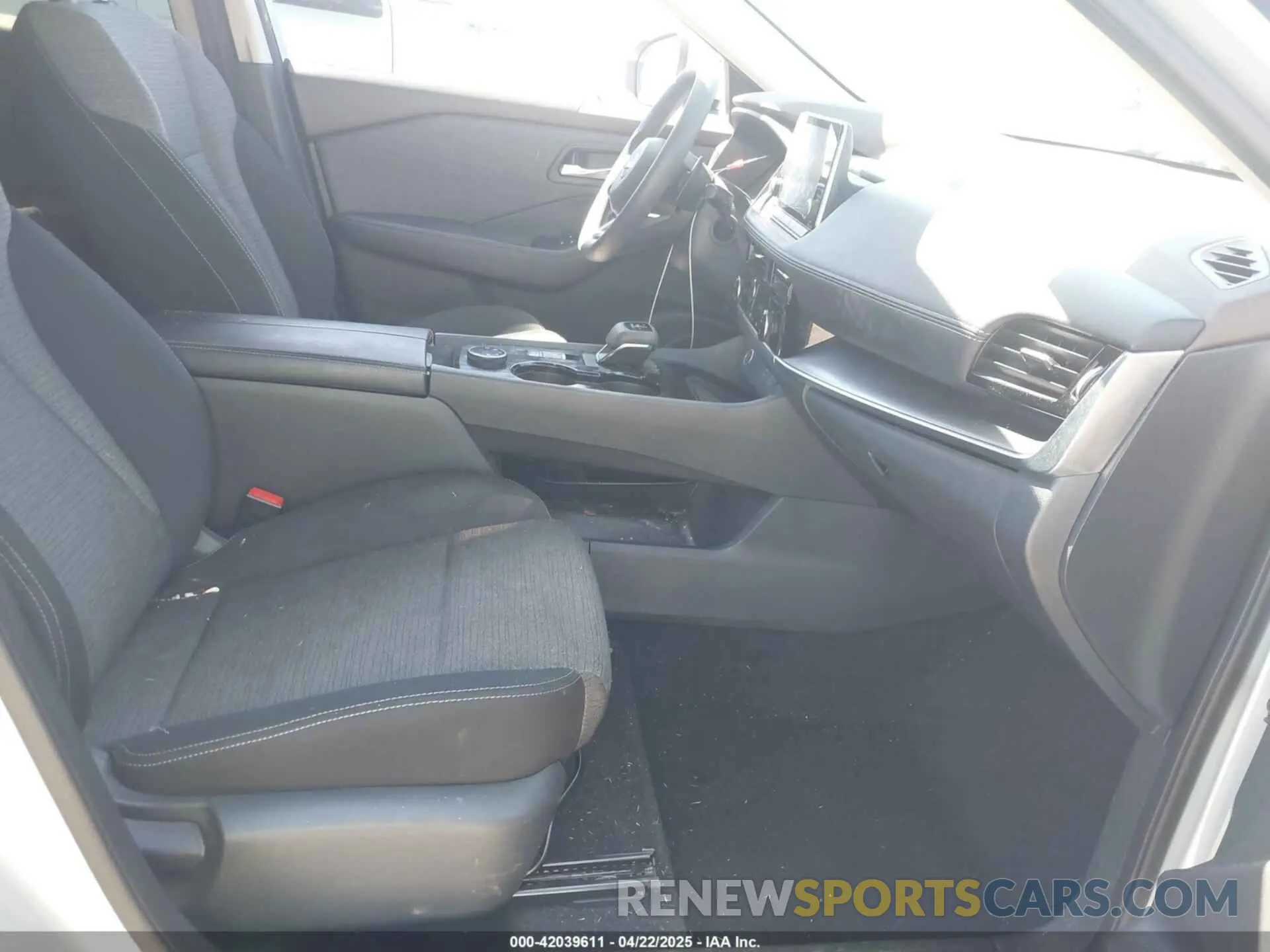 5 fotografías del automóvil dañado 5N1BT3BB8NC674415 NISSAN ROGUE 2022
