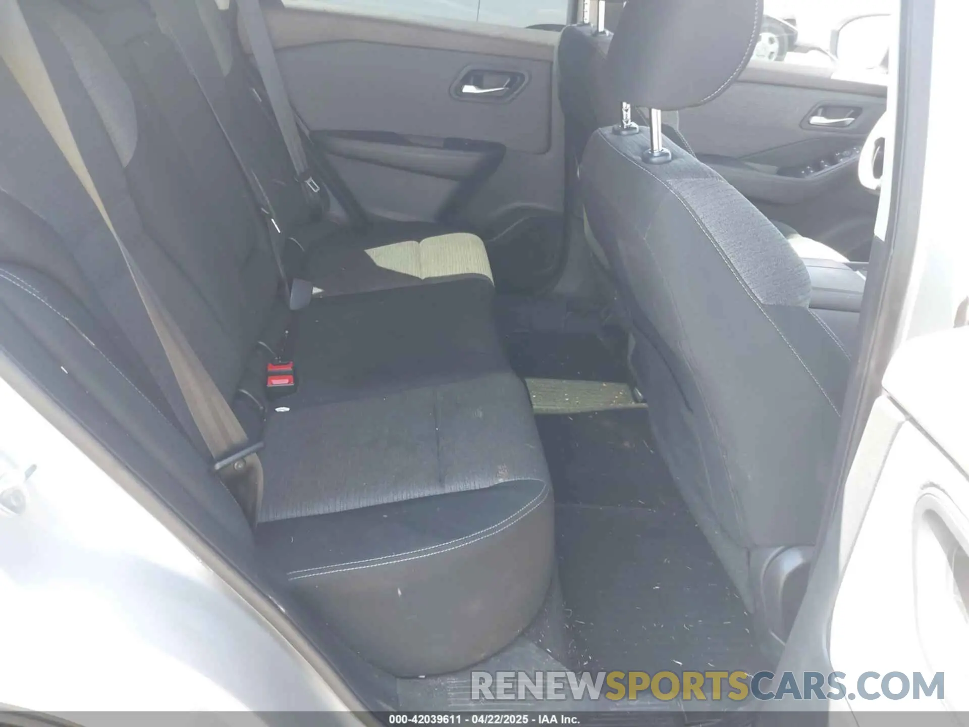 8 fotografías del automóvil dañado 5N1BT3BB8NC674415 NISSAN ROGUE 2022