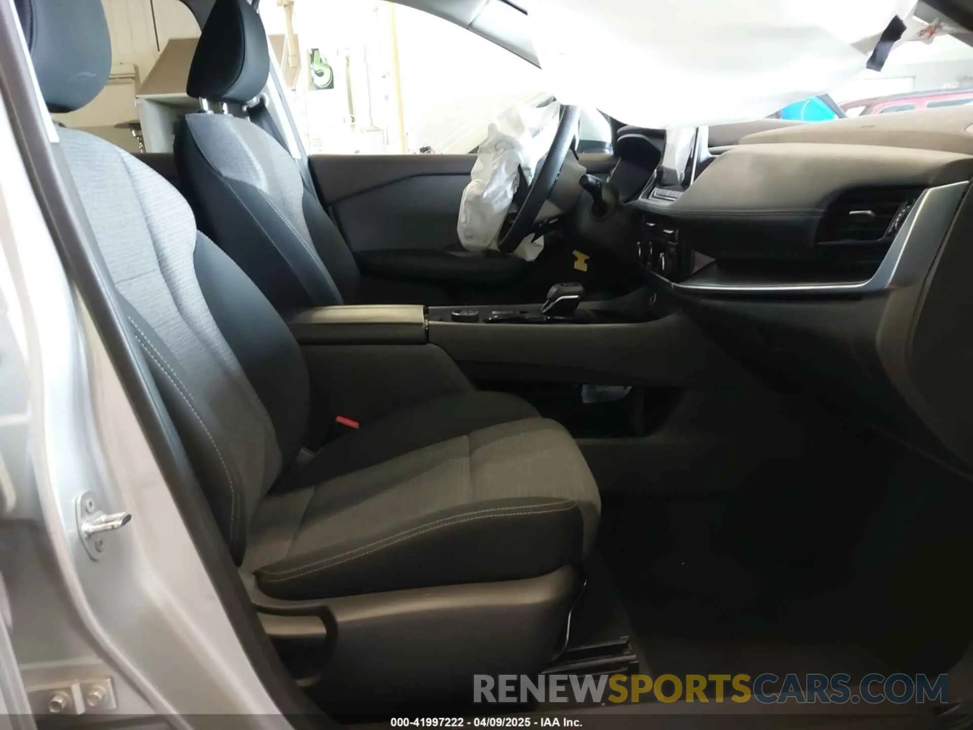 5 fotografías del automóvil dañado 5N1BT3BB8NC689562 NISSAN ROGUE 2022