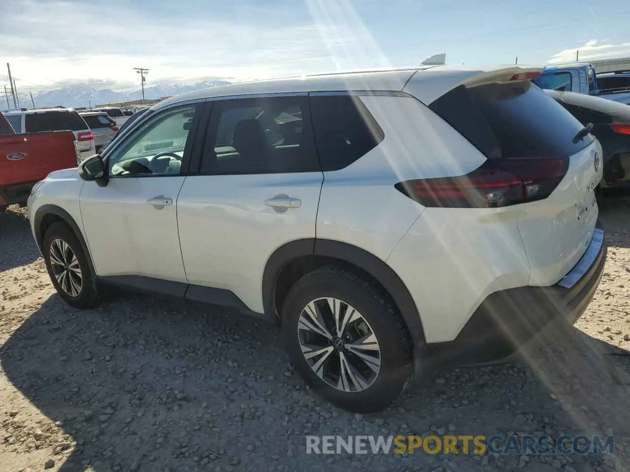 2 fotografías del automóvil dañado 5N1BT3BB9NC729311 NISSAN ROGUE 2022