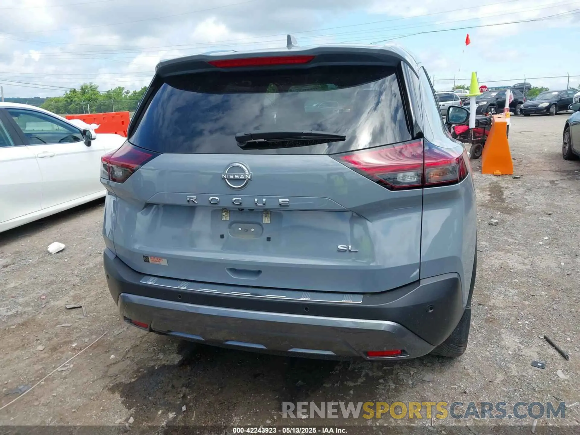 17 fotografías del automóvil dañado 5N1BT3CA4NC708940 NISSAN ROGUE 2022