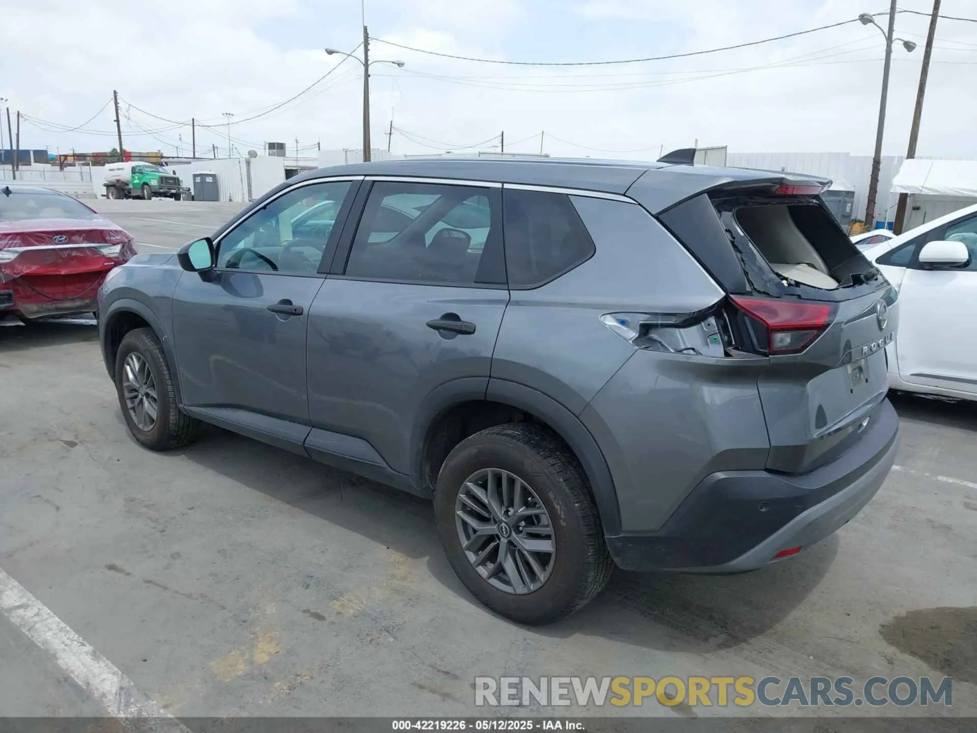 3 fotografías del automóvil dañado 5N1BT3AA1PC872491 NISSAN ROGUE 2023