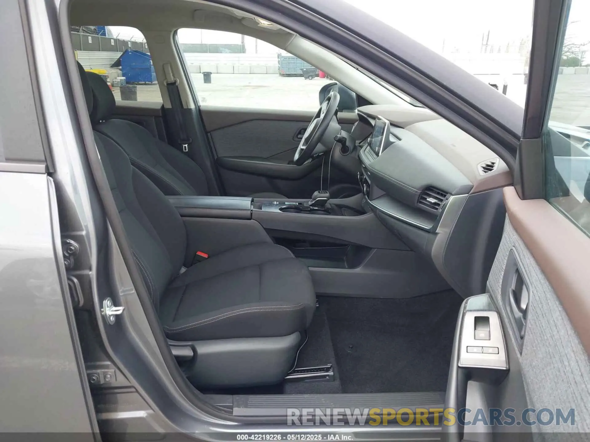 5 fotografías del automóvil dañado 5N1BT3AA1PC872491 NISSAN ROGUE 2023