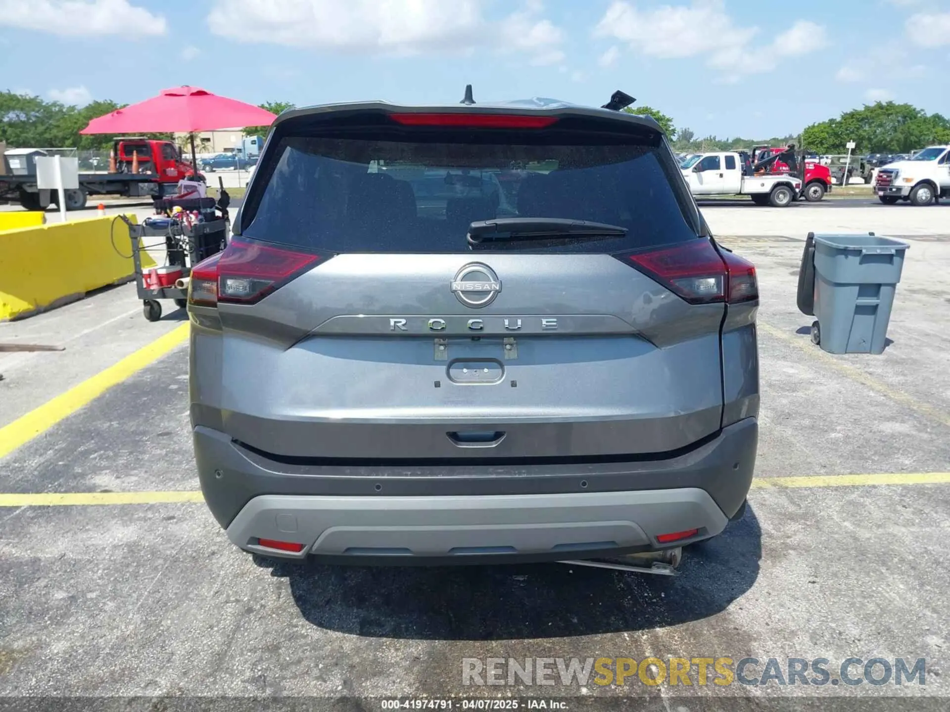 16 fotografías del automóvil dañado 5N1BT3AA1PC882700 NISSAN ROGUE 2023