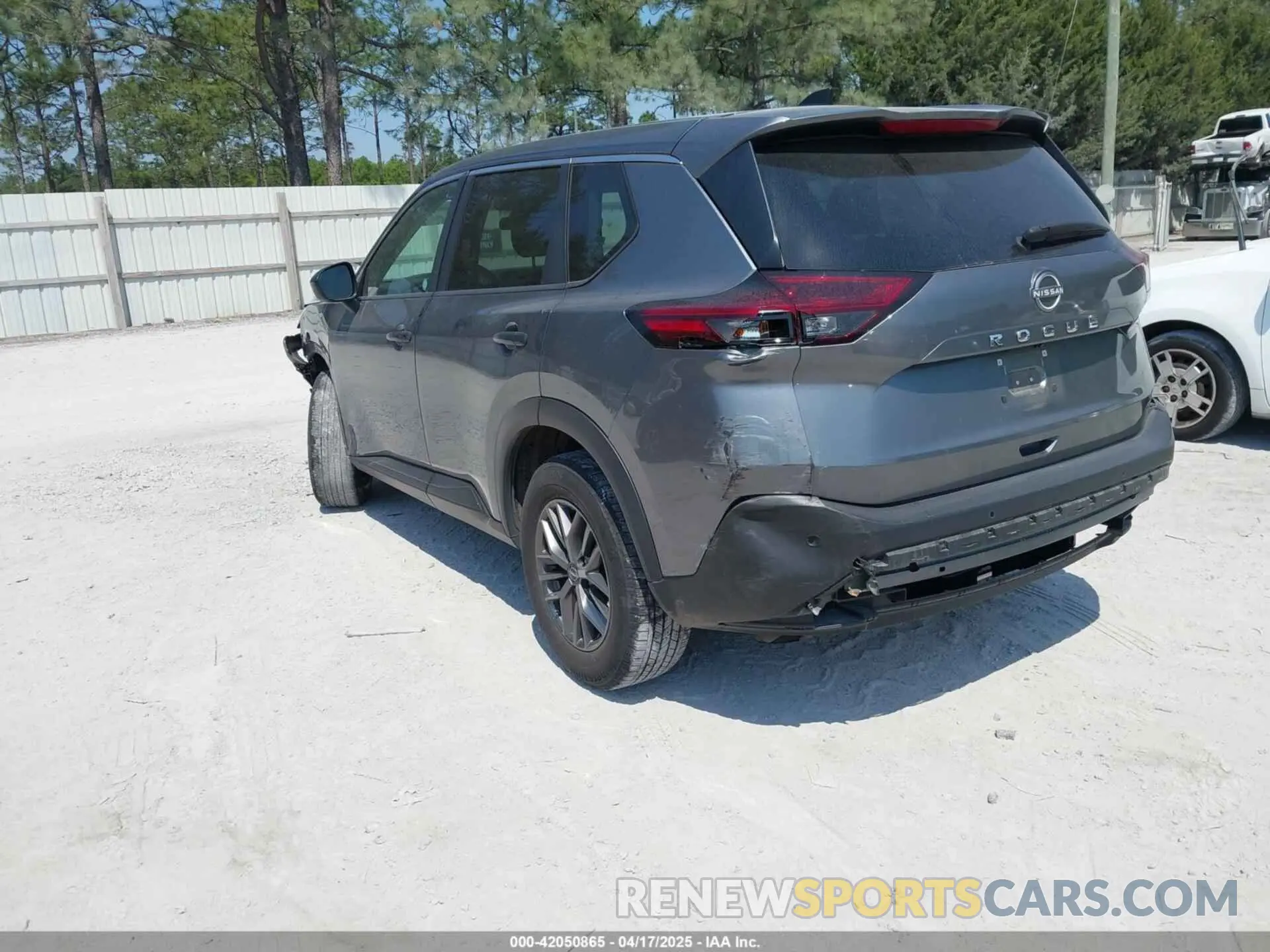 3 fotografías del automóvil dañado 5N1BT3AA5PC896115 NISSAN ROGUE 2023