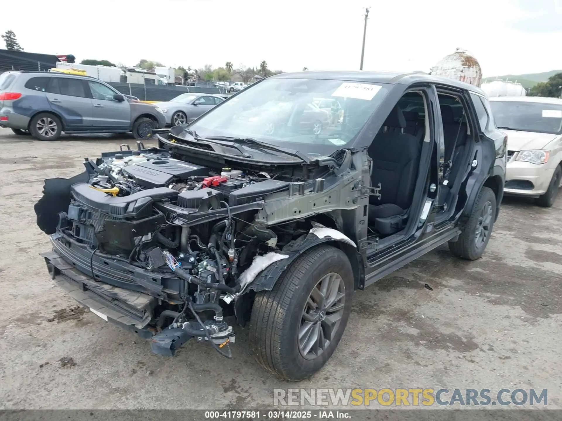 2 fotografías del automóvil dañado 5N1BT3AA6PC914864 NISSAN ROGUE 2023
