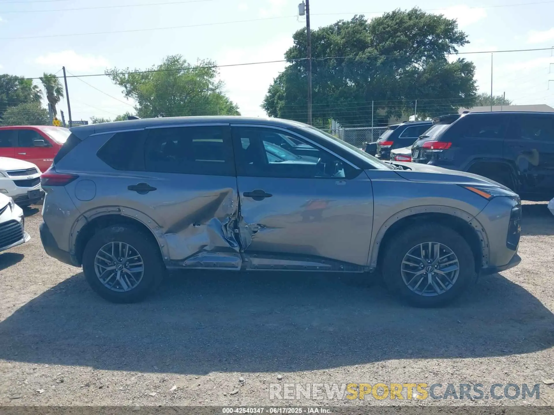 14 fotografías del automóvil dañado 5N1BT3AA7PC762920 NISSAN ROGUE 2023