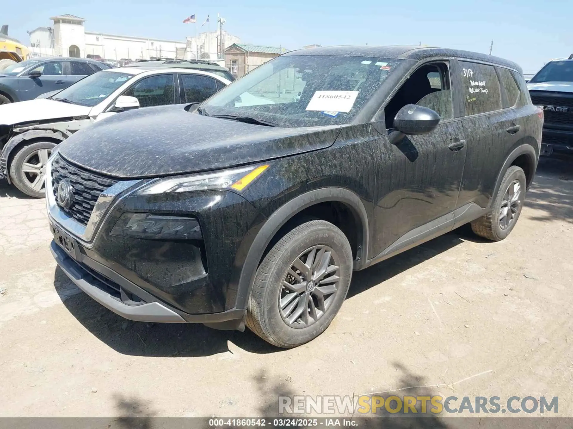 2 fotografías del automóvil dañado 5N1BT3AB4PC904651 NISSAN ROGUE 2023