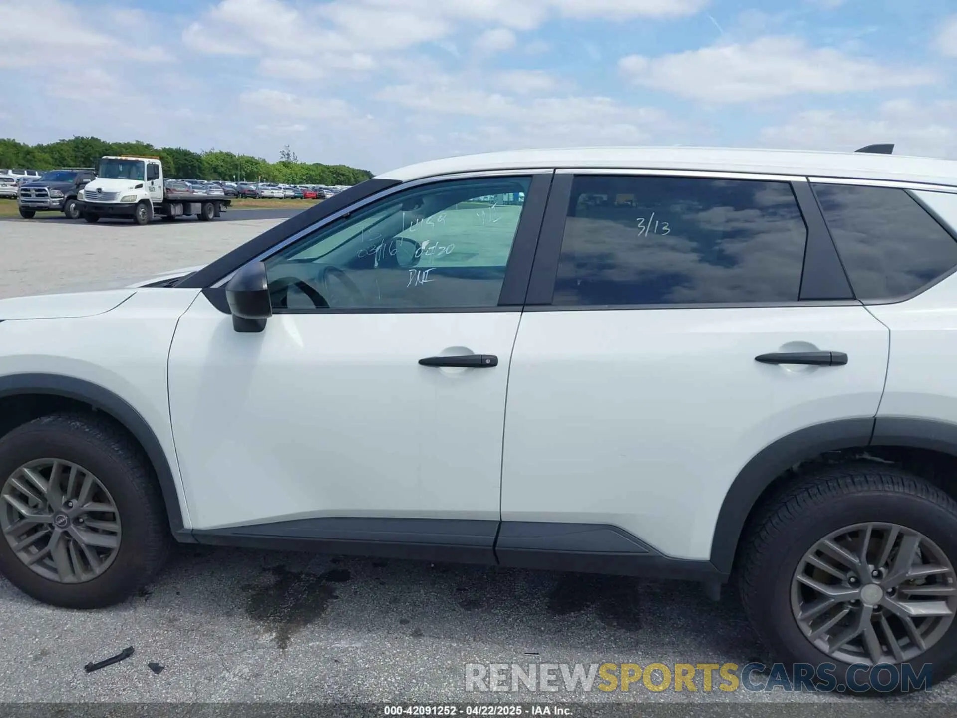 14 fotografías del automóvil dañado 5N1BT3ABXPC802044 NISSAN ROGUE 2023