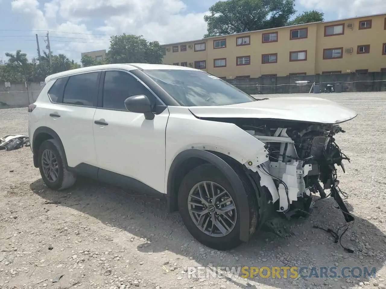 4 fotografías del automóvil dañado 5N1BT3ABXPC935306 NISSAN ROGUE 2023