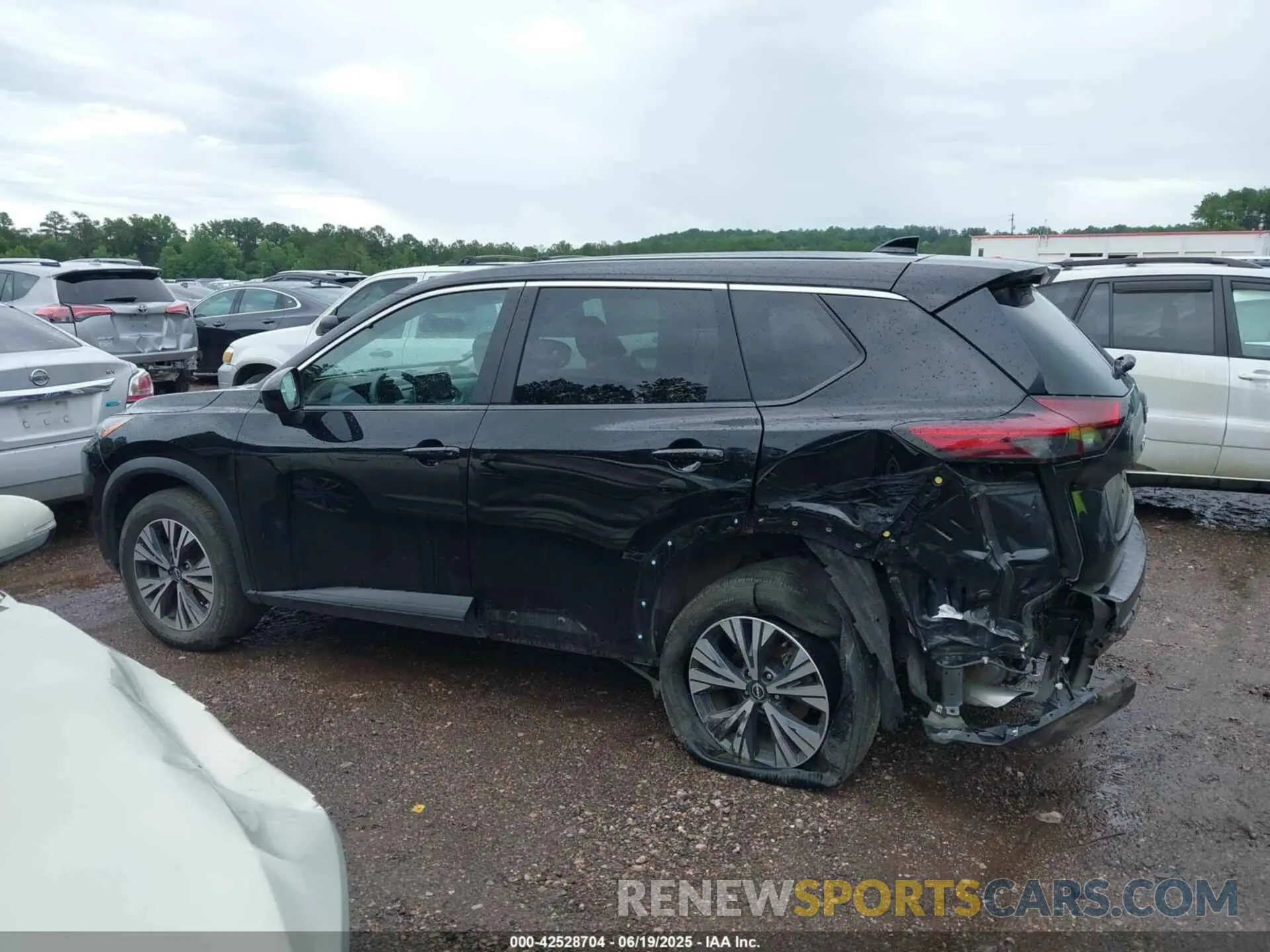 14 fotografías del automóvil dañado 5N1BT3BA0PC902403 NISSAN ROGUE 2023