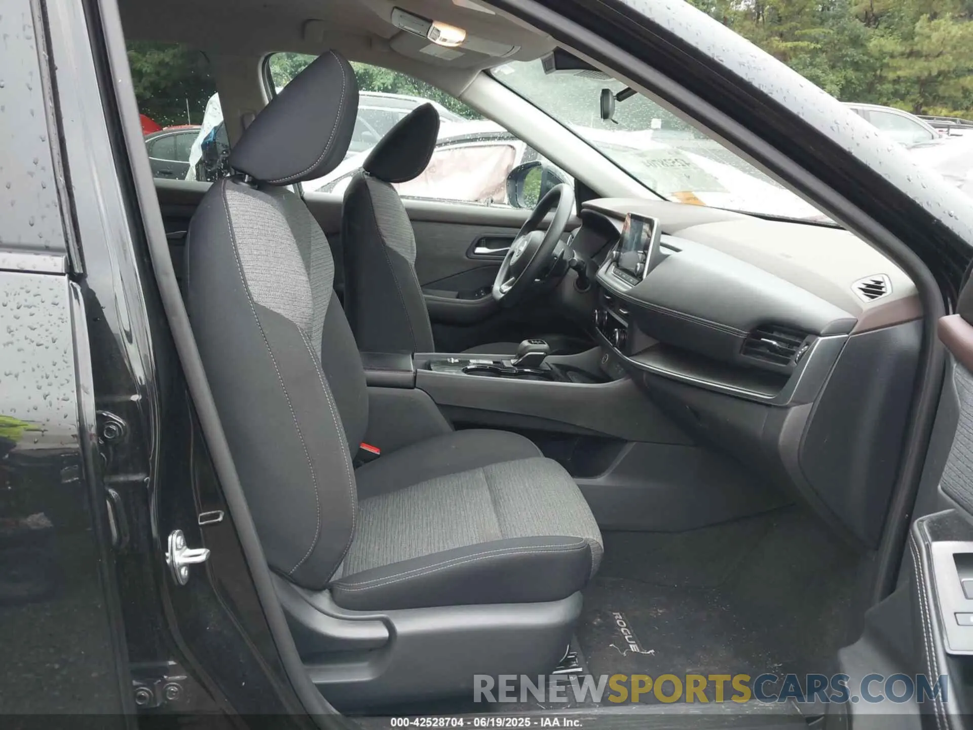 5 fotografías del automóvil dañado 5N1BT3BA0PC902403 NISSAN ROGUE 2023