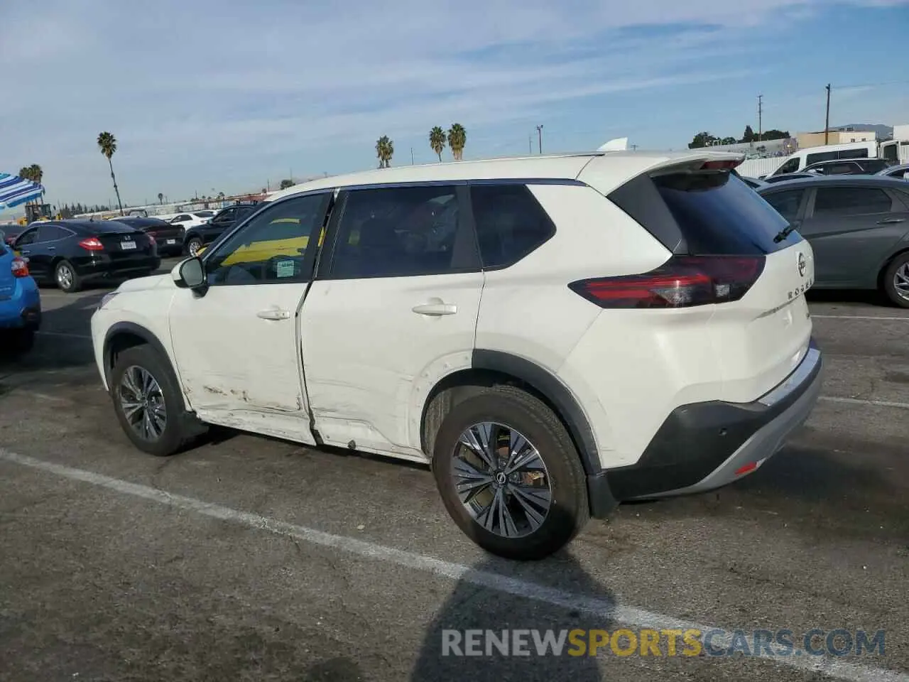 2 fotografías del automóvil dañado 5N1BT3BA1PC780330 NISSAN ROGUE 2023