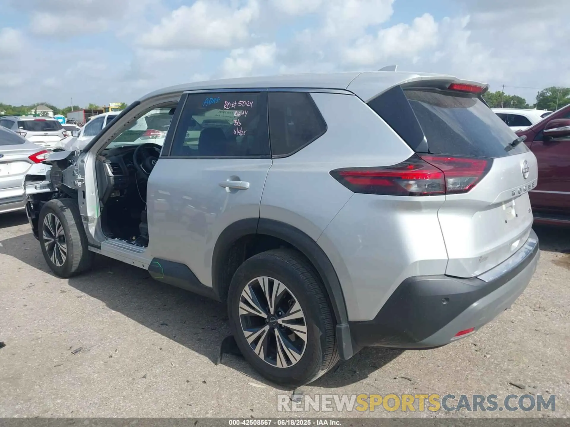 3 fotografías del automóvil dañado 5N1BT3BA3PC911323 NISSAN ROGUE 2023